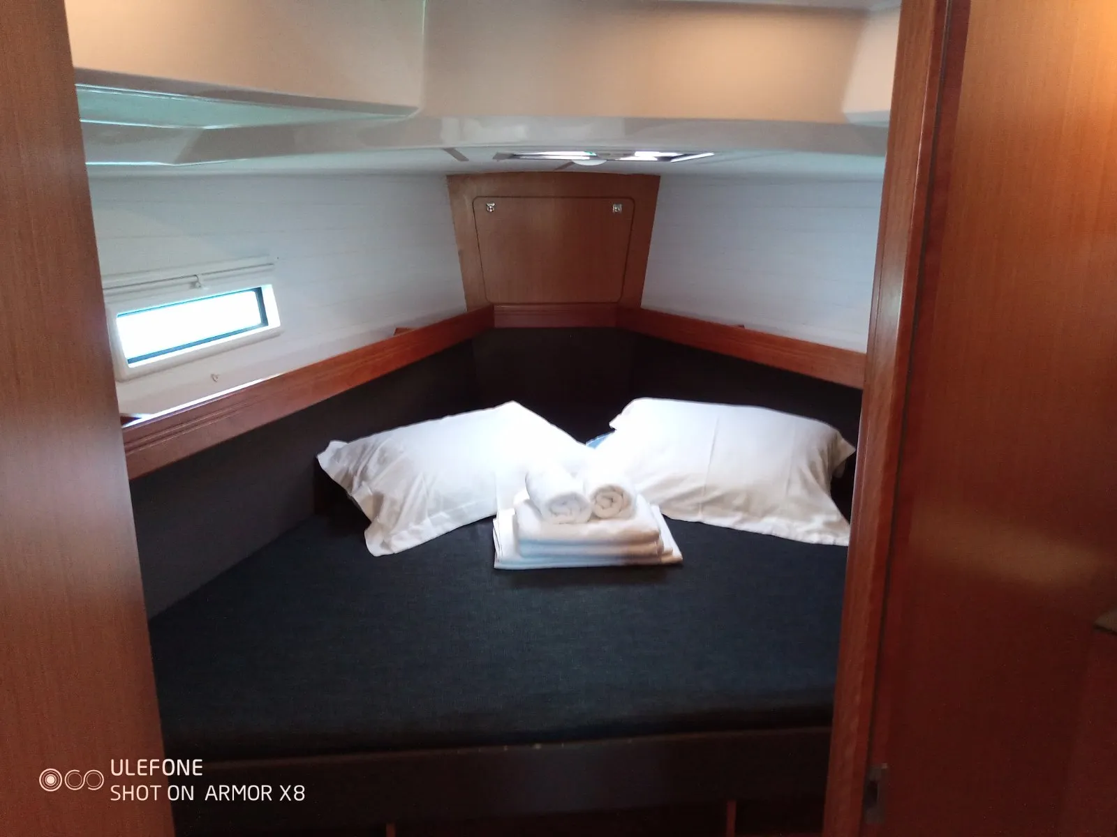 Bavaria Cruiser 41 — фотография яхты 19