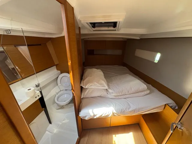 Sun Odyssey 410 POLARIS — фотография яхты 11