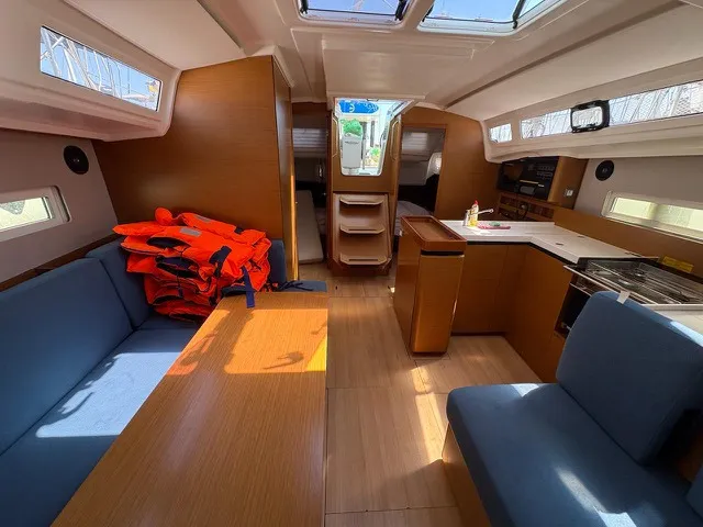 Sun Odyssey 410 POLARIS — фотография яхты 12