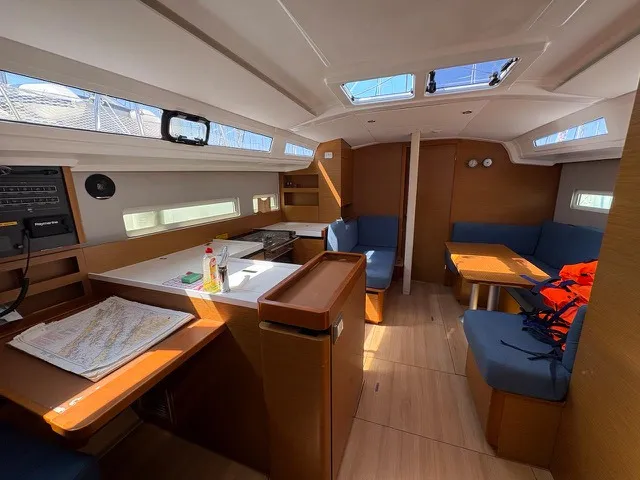 Sun Odyssey 410 POLARIS — фотография яхты 10