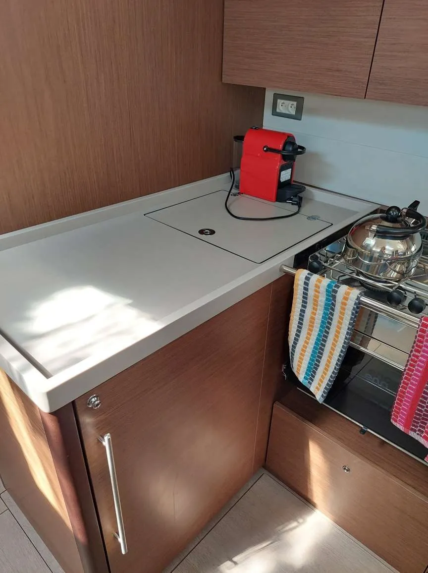 Oceanis 51.1 — yacht photo 17
