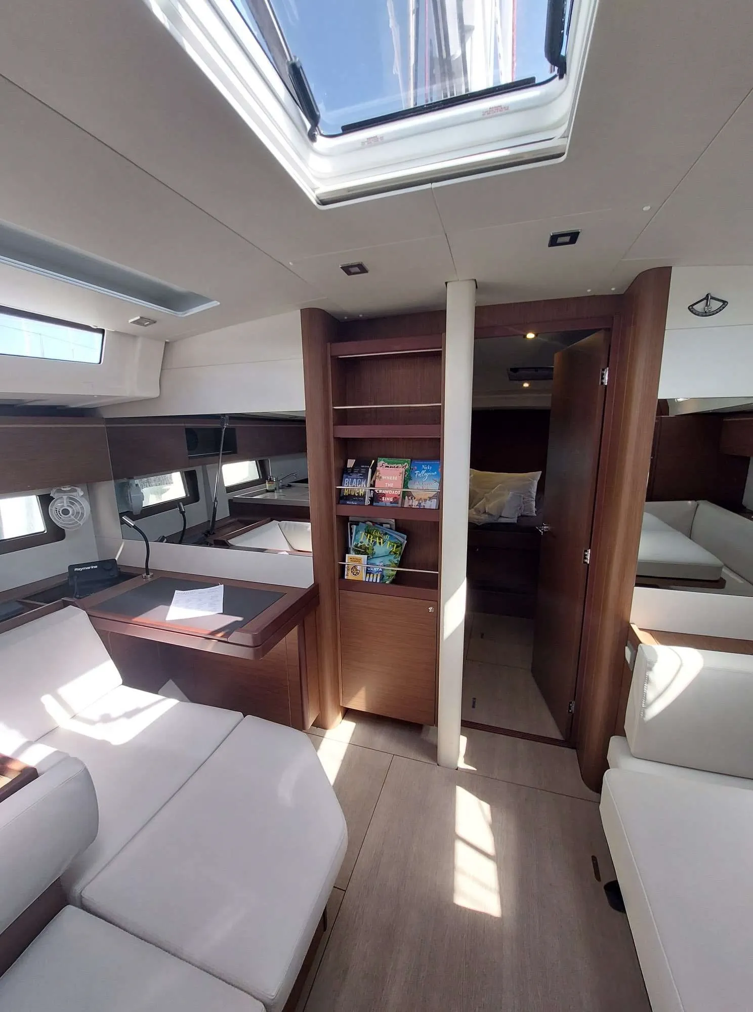 Oceanis 51.1 — yacht photo 12