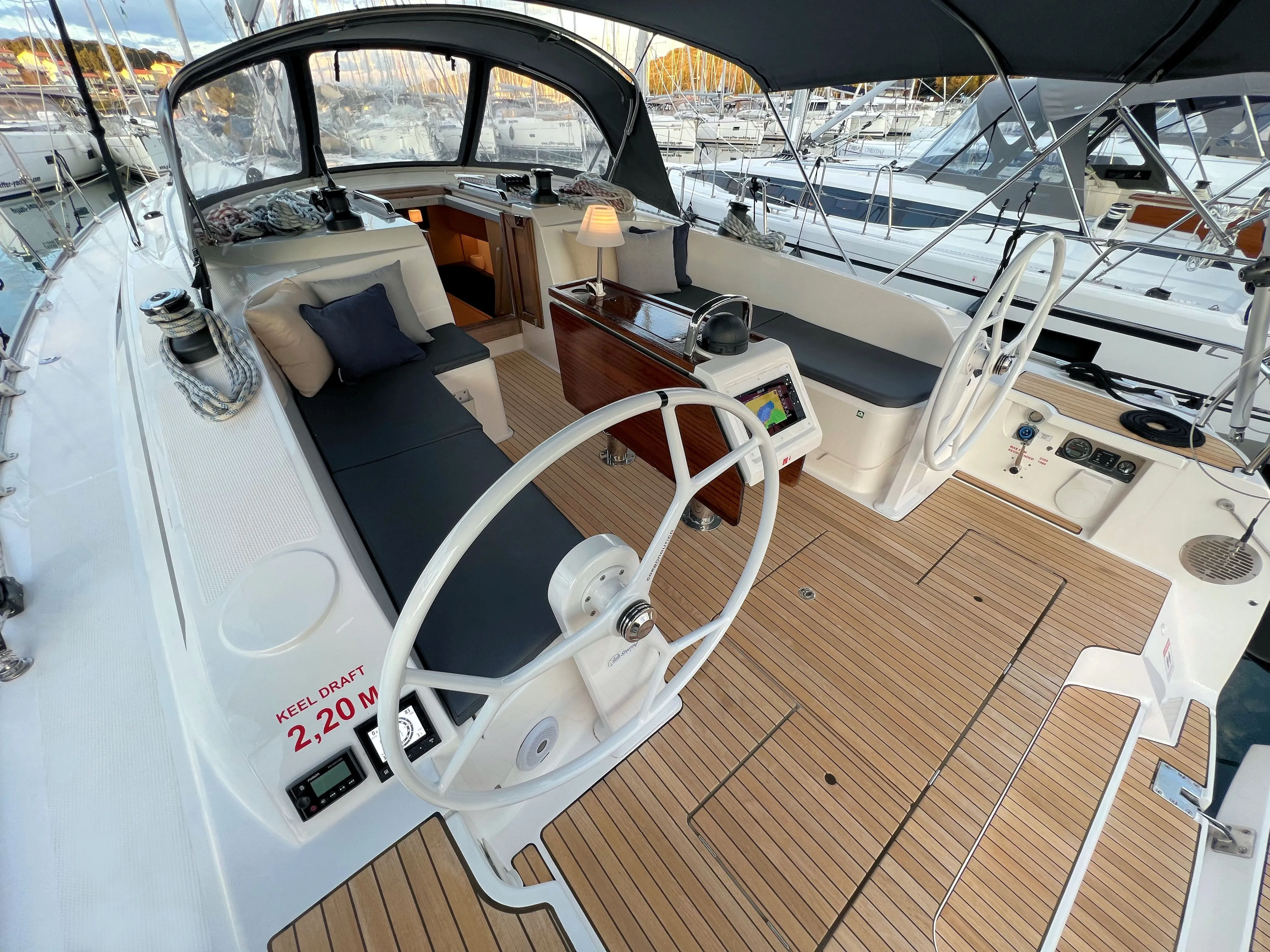 Bavaria Cruiser 46 Panda IV — фотография яхты 26
