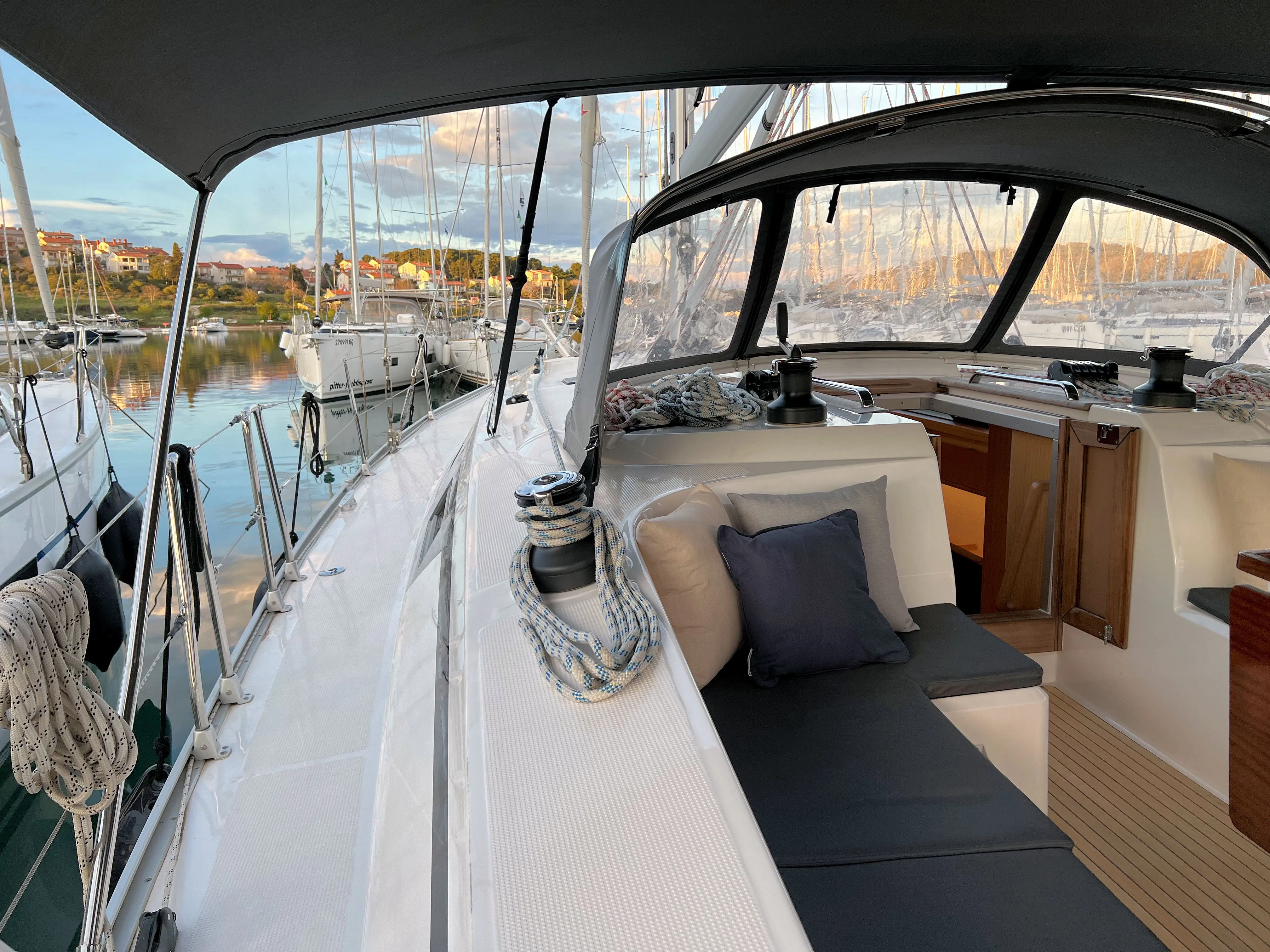 Bavaria Cruiser 46 Panda IV — фотография яхты 10