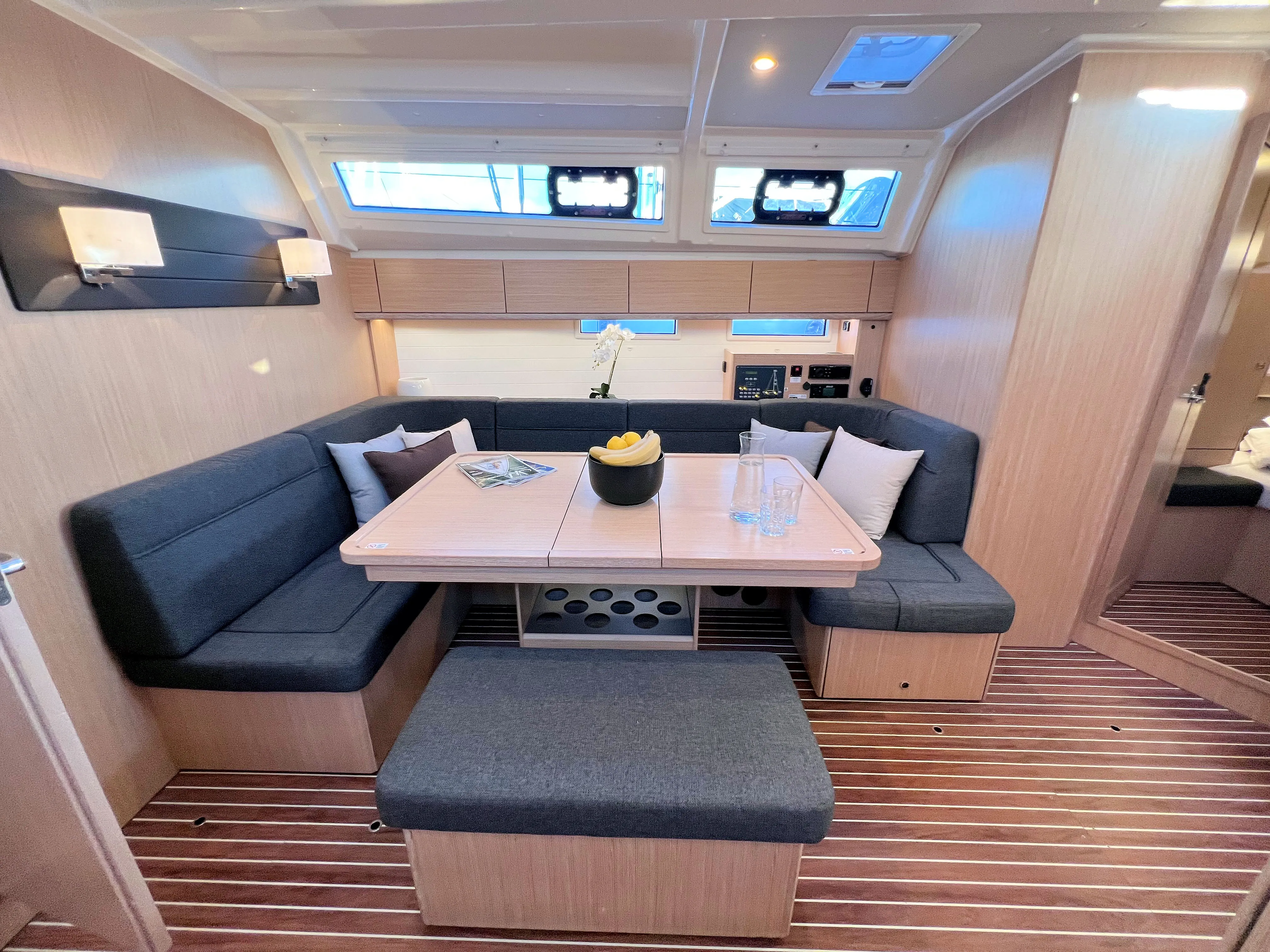 Bavaria Cruiser 46 Panda IV — фотография яхты 19