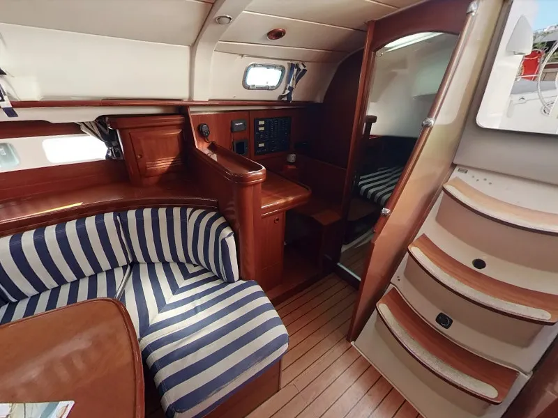 Oceanis 411 HYPO — fotografia jachty 2