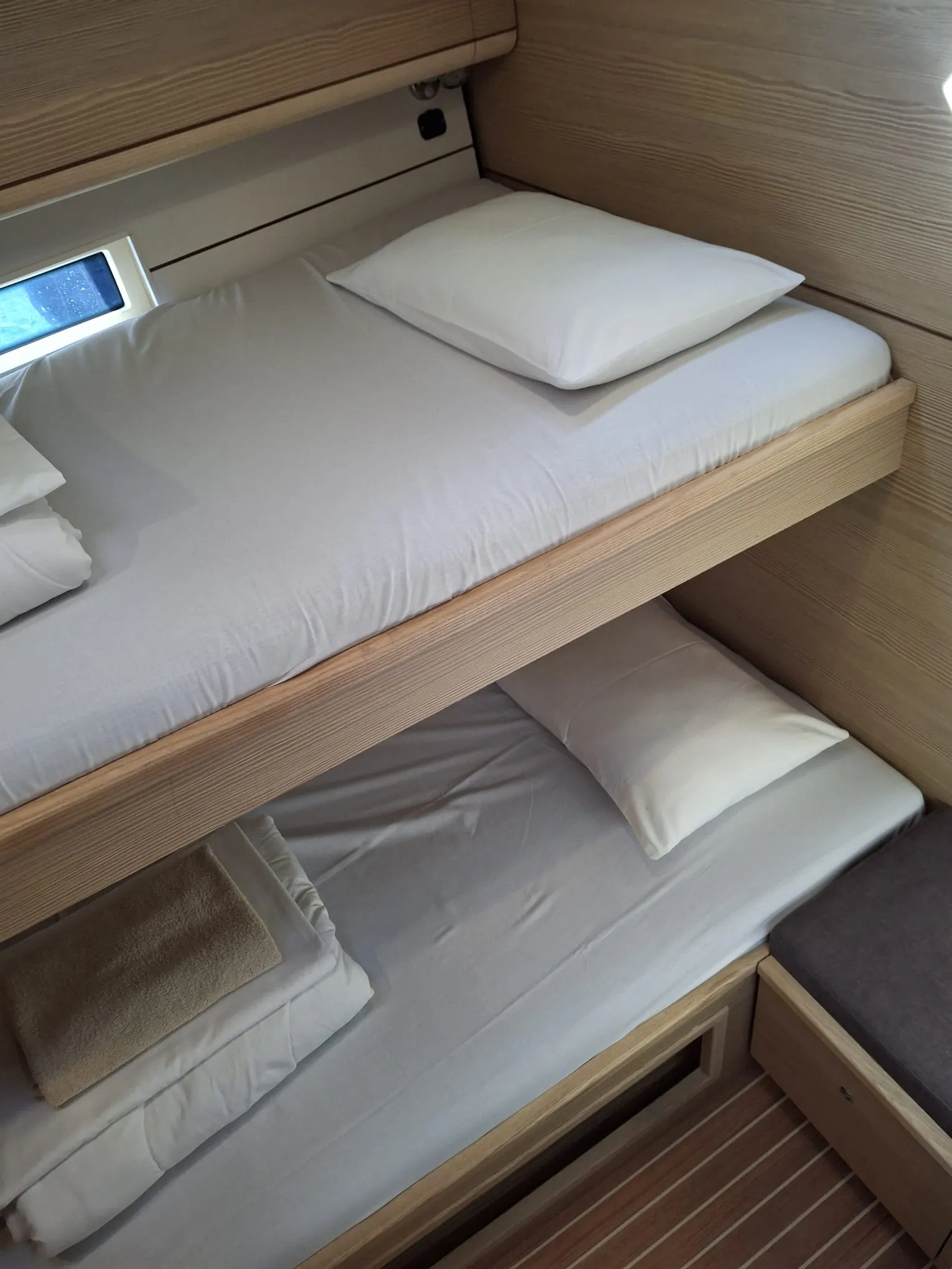 D&D Kufner 56 IRISA — фотография яхты 36