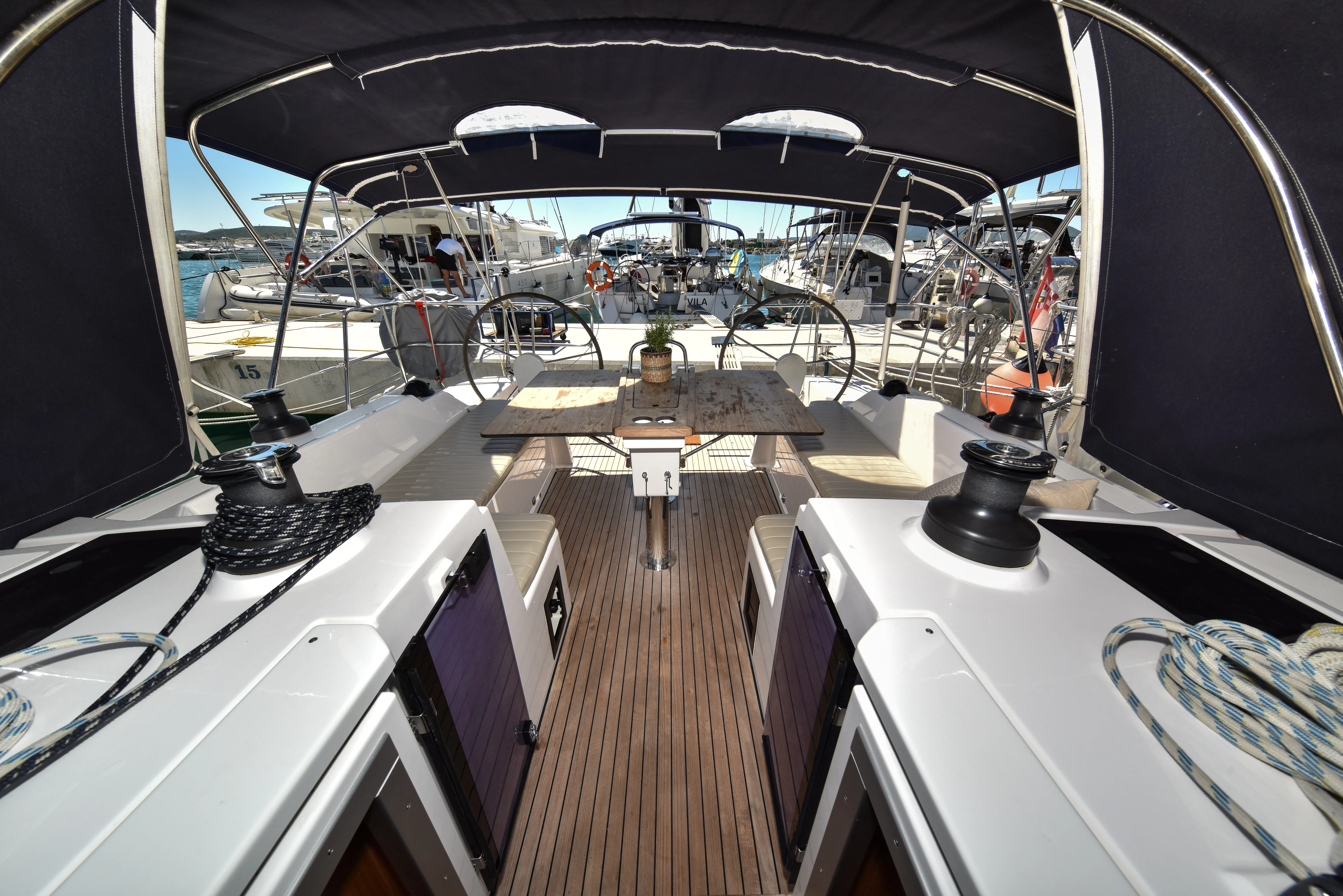 Bavaria C42 Bella — фотография яхты 26