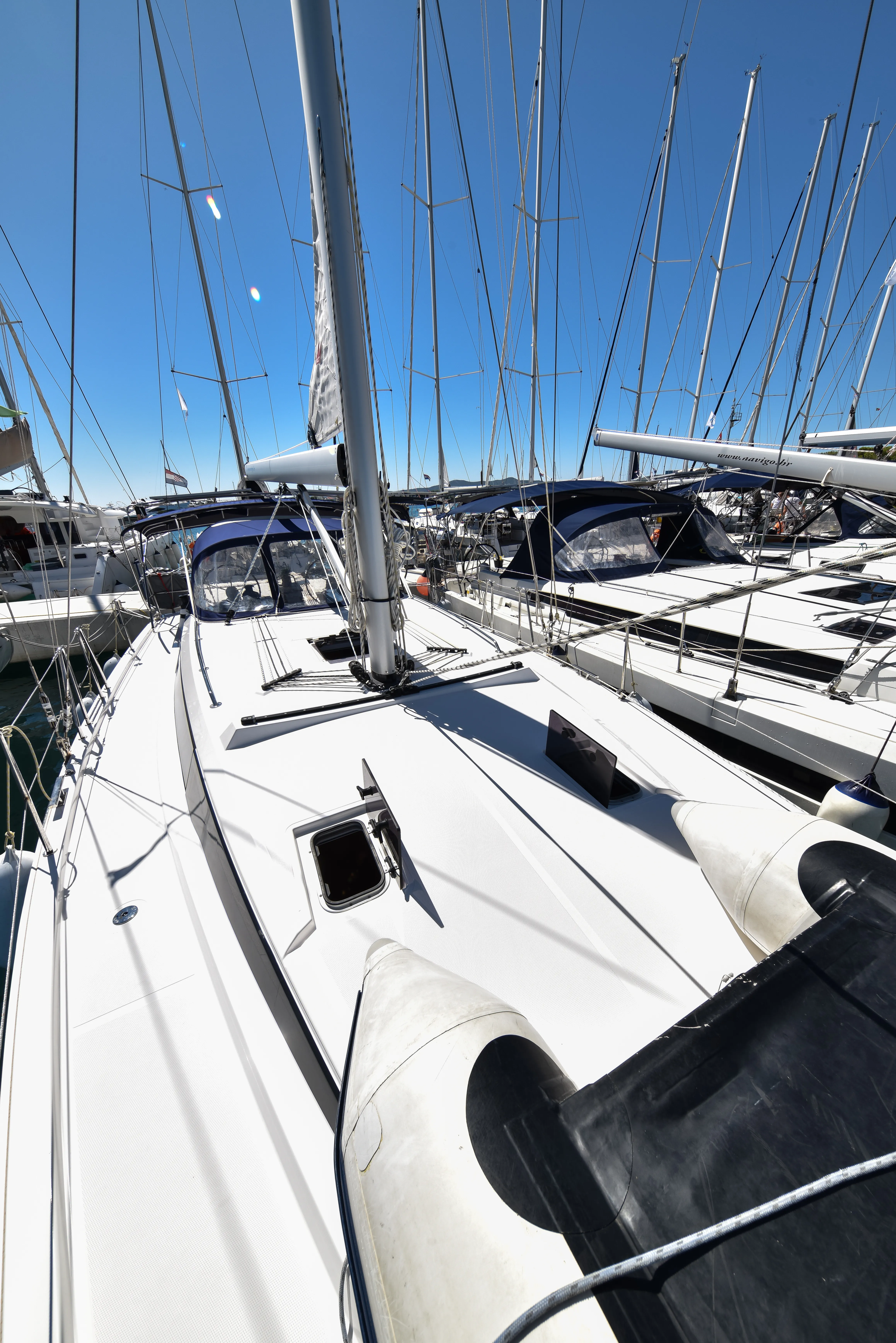 Bavaria C42 Bella — фотография яхты 22