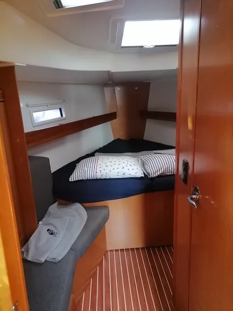 Bavaria 40 Cruiser Mayla — фотография яхты 6