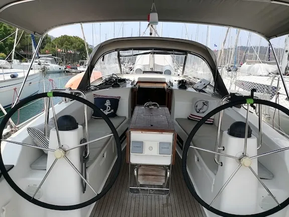 Bavaria 40 Cruiser Mayla — фотография яхты 5