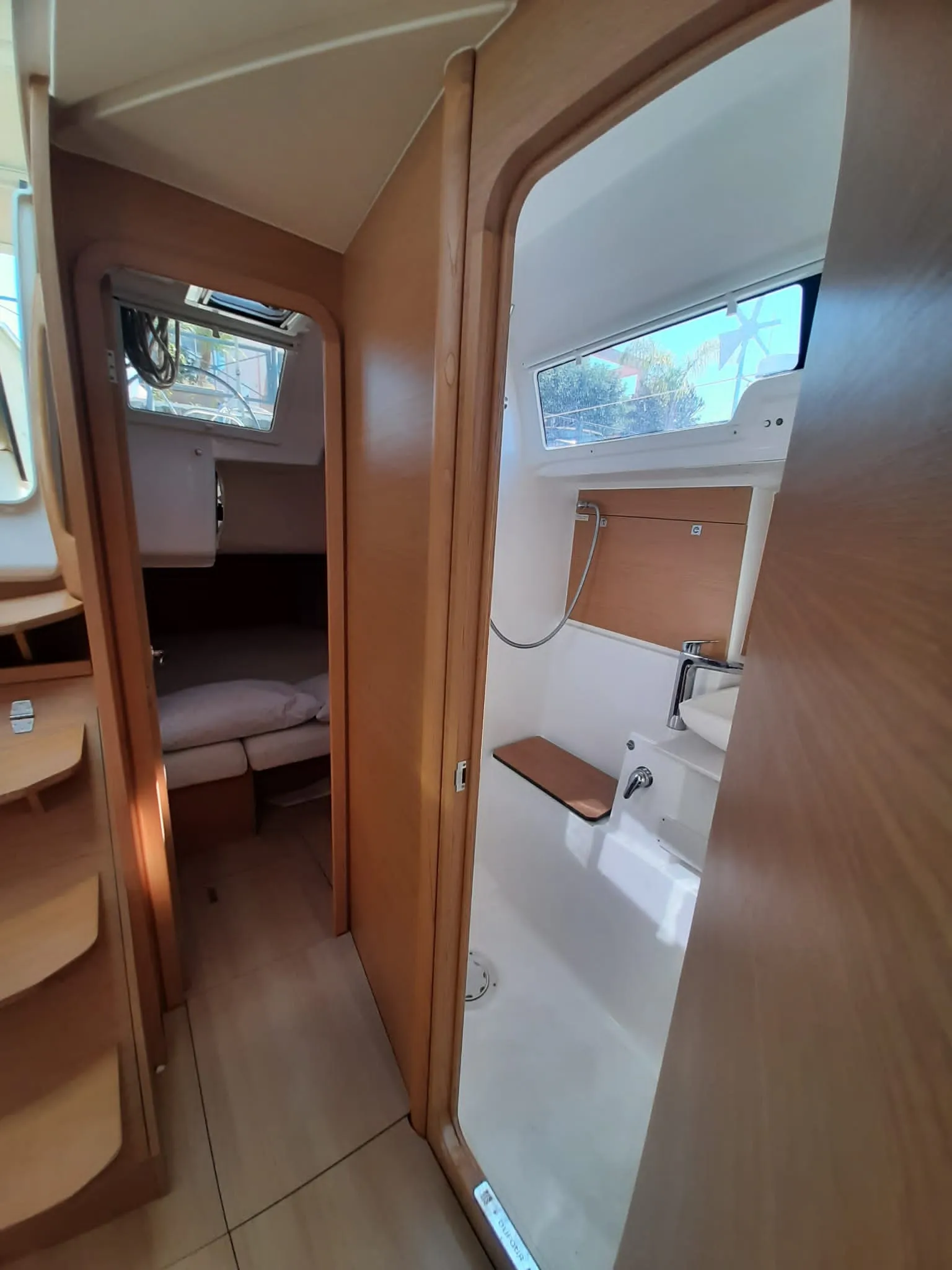 Dufour 412 Grand large Hedoné — фотография яхты 7