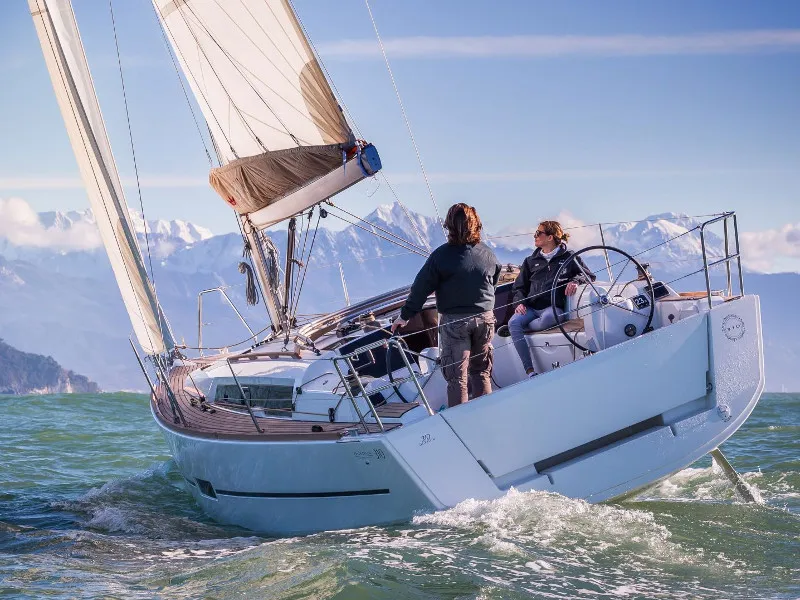 Dufour 310 Grand Large MIO — jachtfoto 8
