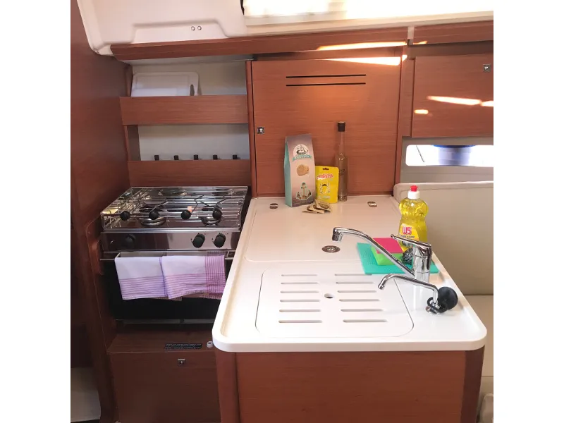 Dufour 310 Grand Large MIO — jachtfoto 3
