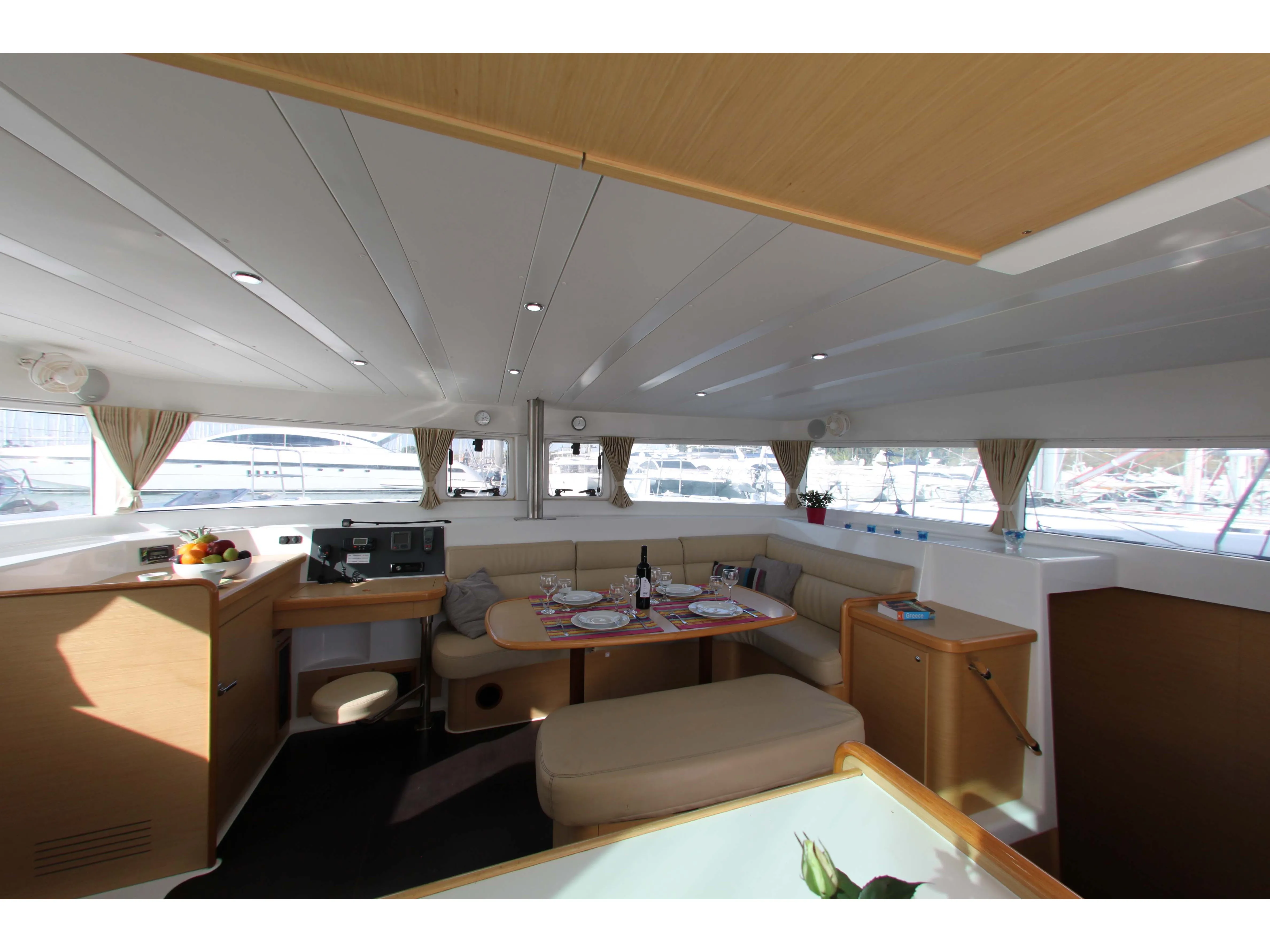 Lagoon 420 Fantasy - (A/C - Generator - Refit 2021) — jahtikuva 2
