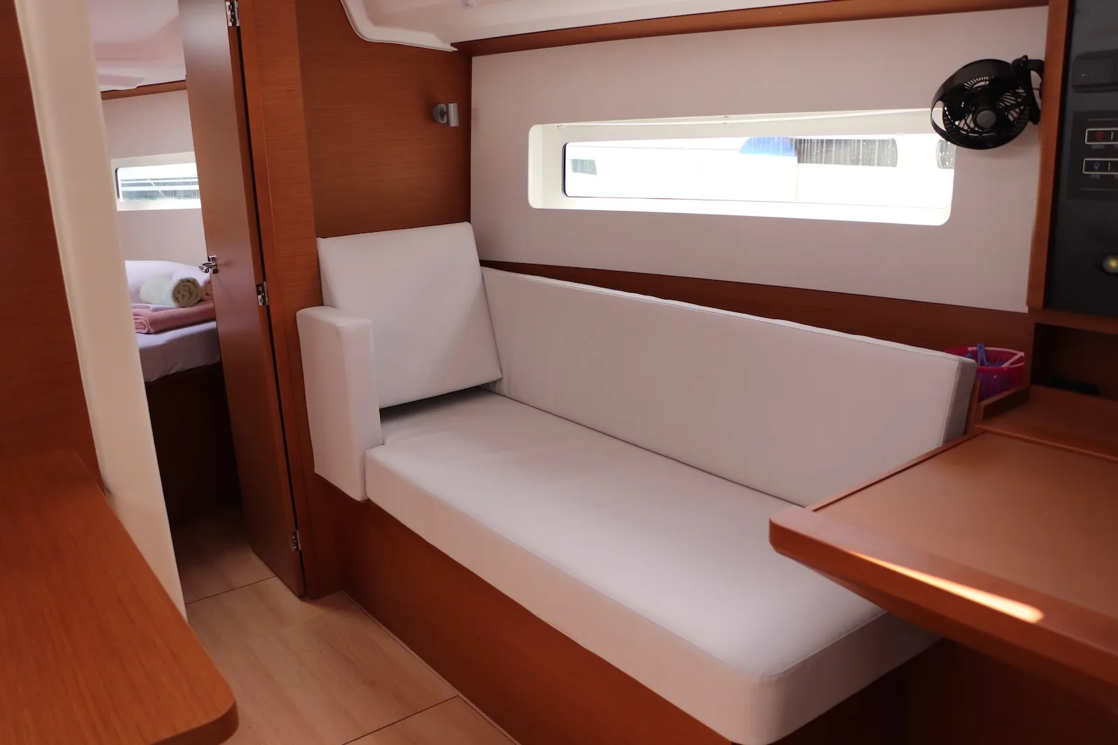 Sun Odyssey 380 Bura Kiss — jahtikuva 8