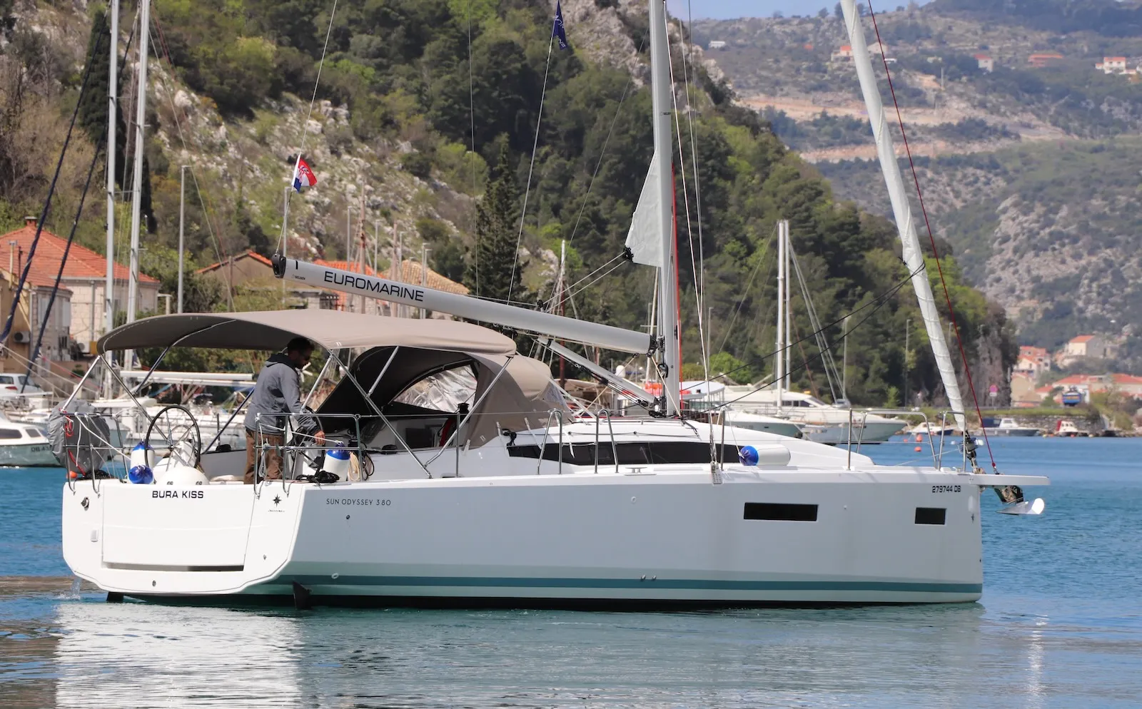 Sun Odyssey 380 Bura Kiss — jahtikuva 12