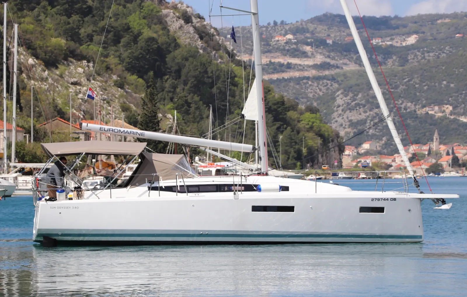 Sun Odyssey 380 Bura Kiss — jahtikuva 5