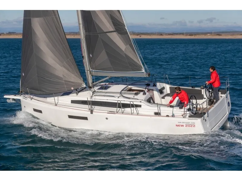Jeanneau Sun Odyssey 380 Bura Kiss — фотография яхты 1