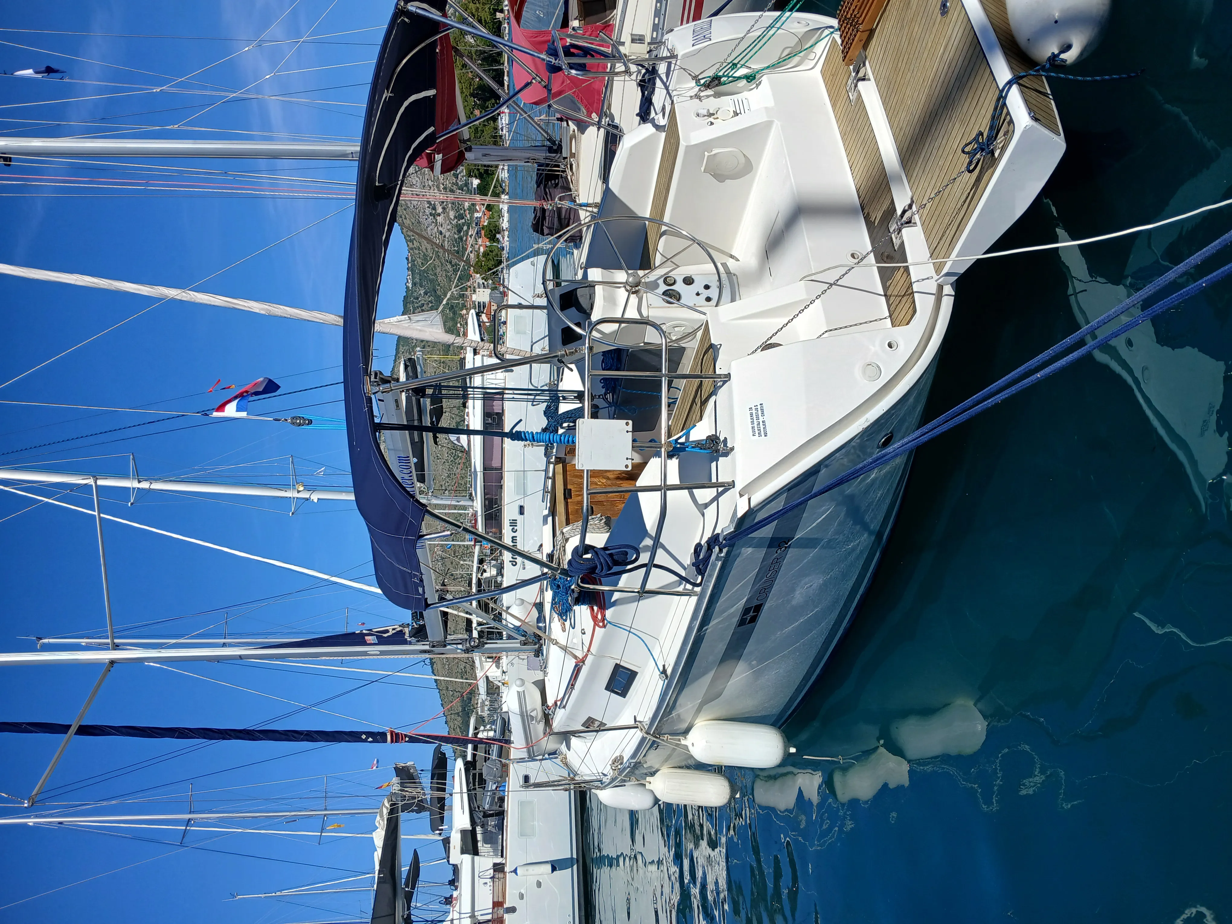 Bavaria Cruiser 32 DANIELLE — photo du yacht n° 2