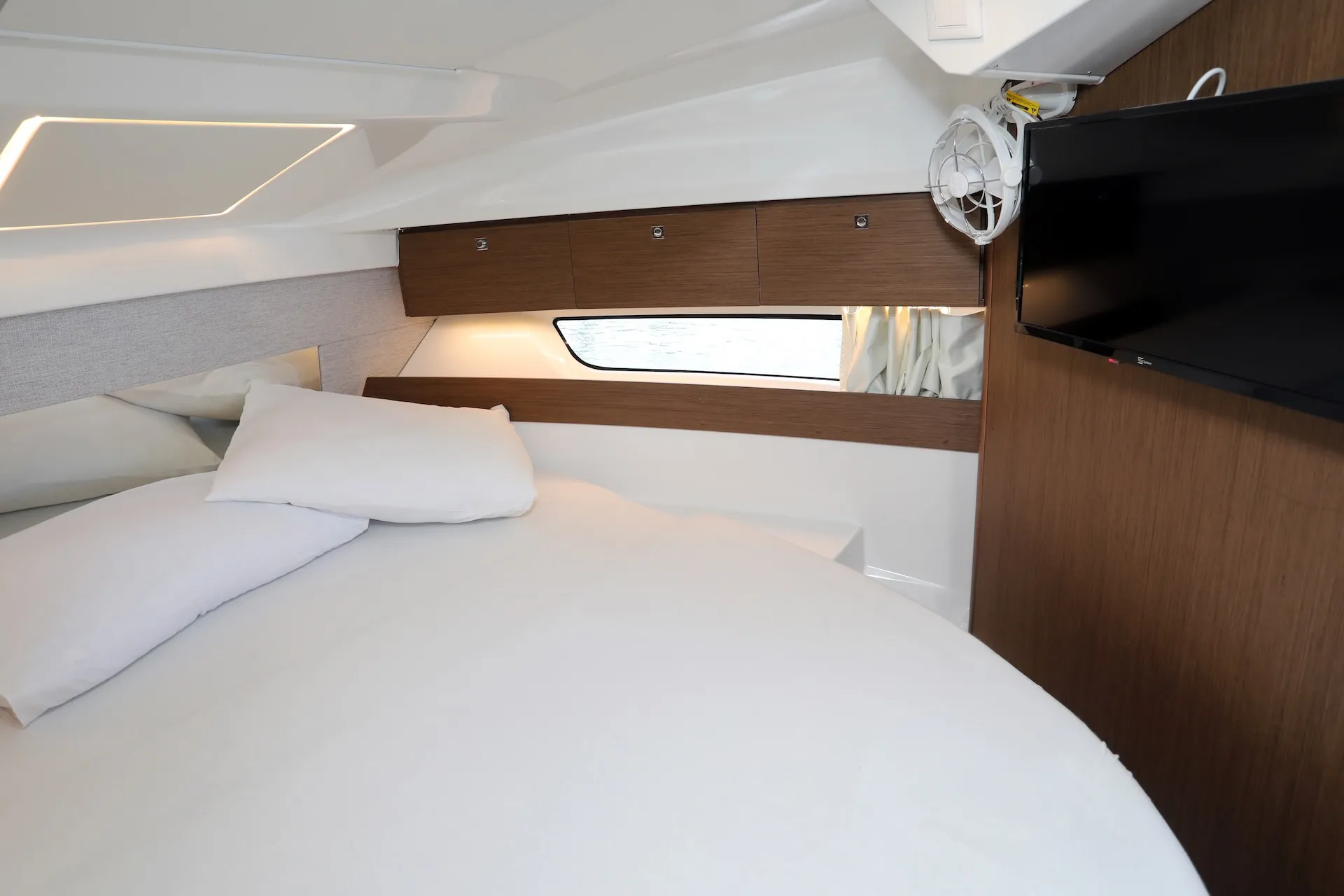 Merry Fisher 895 Ema — yacht photo 16