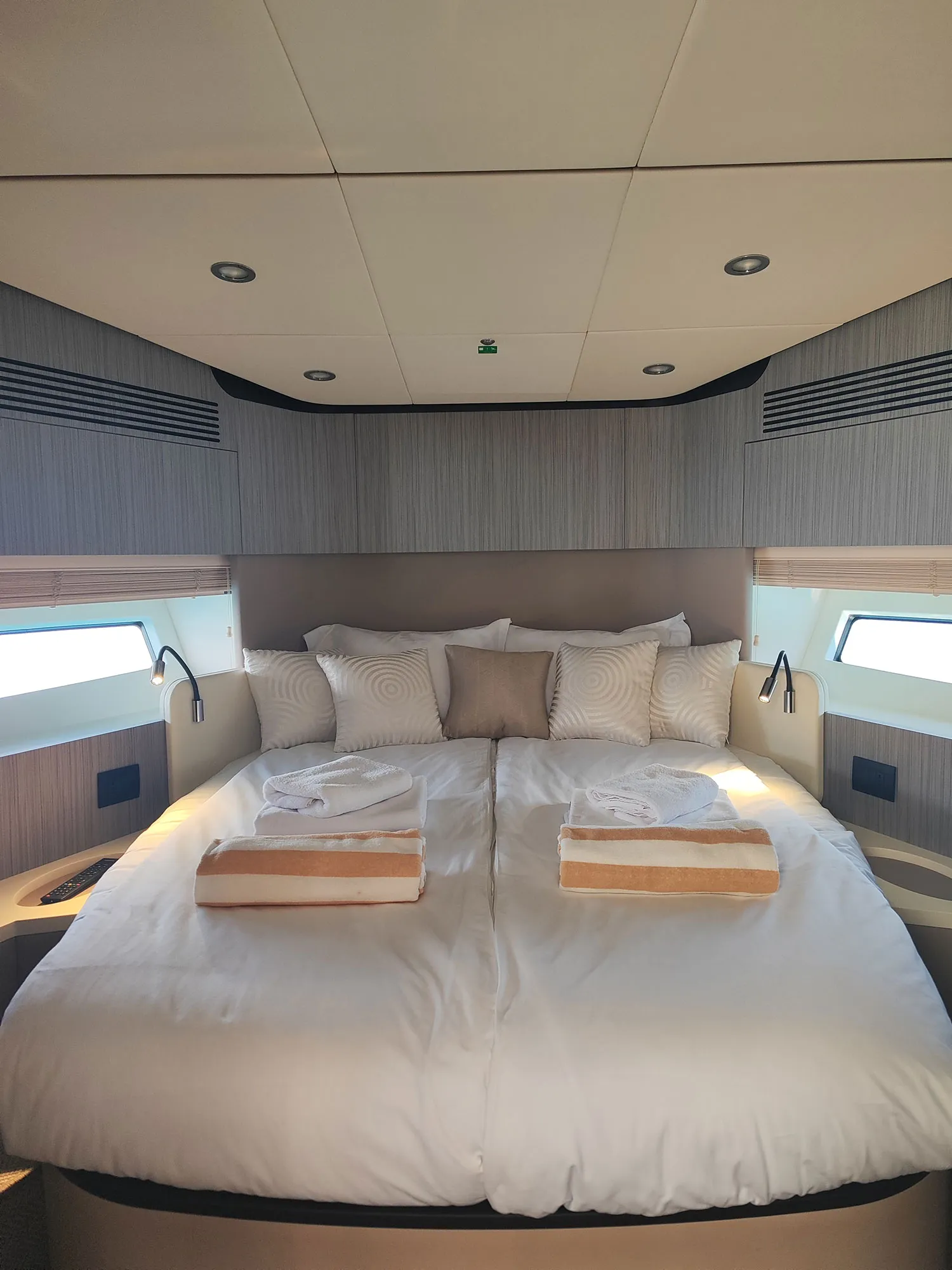 Azimut 55 BE HAPPY — yacht photo 23