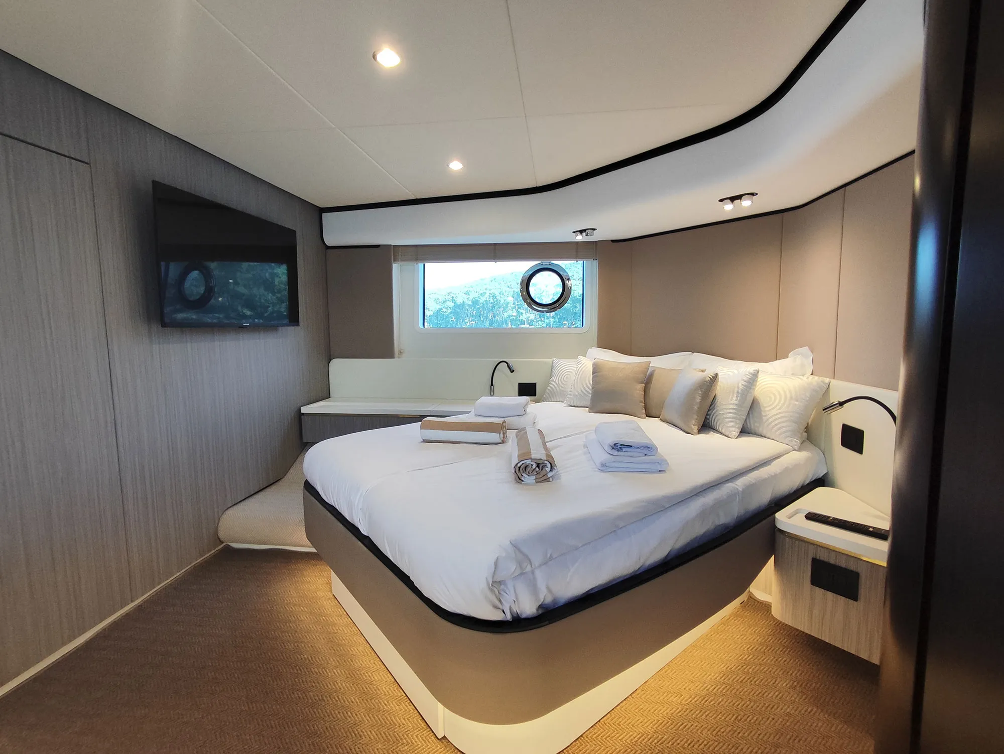 Azimut 55 BE HAPPY — yacht photo 20