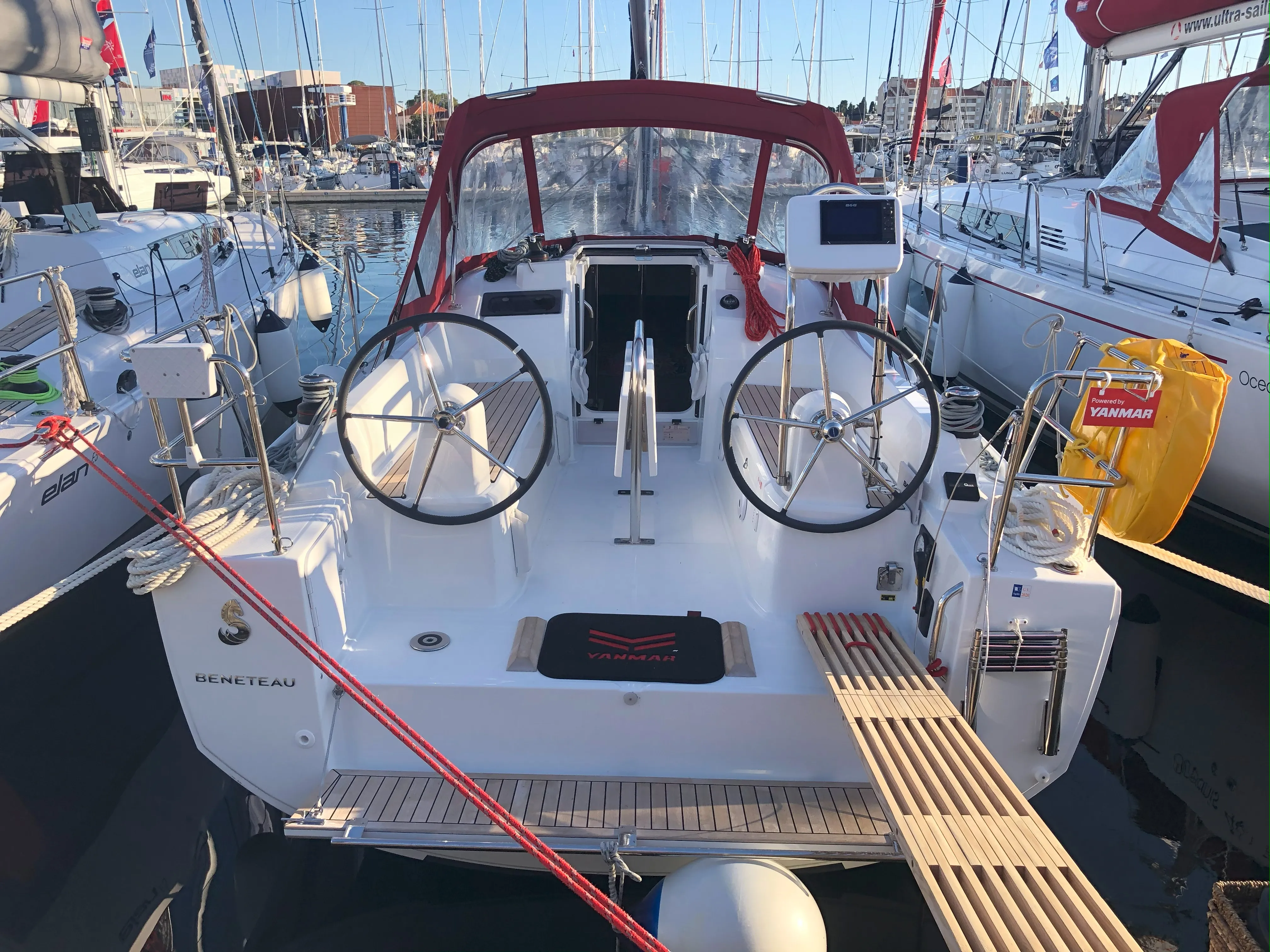 Beneteau Oceanis 30.1 MOBULA ZERO — foto dello yacht n. 1
