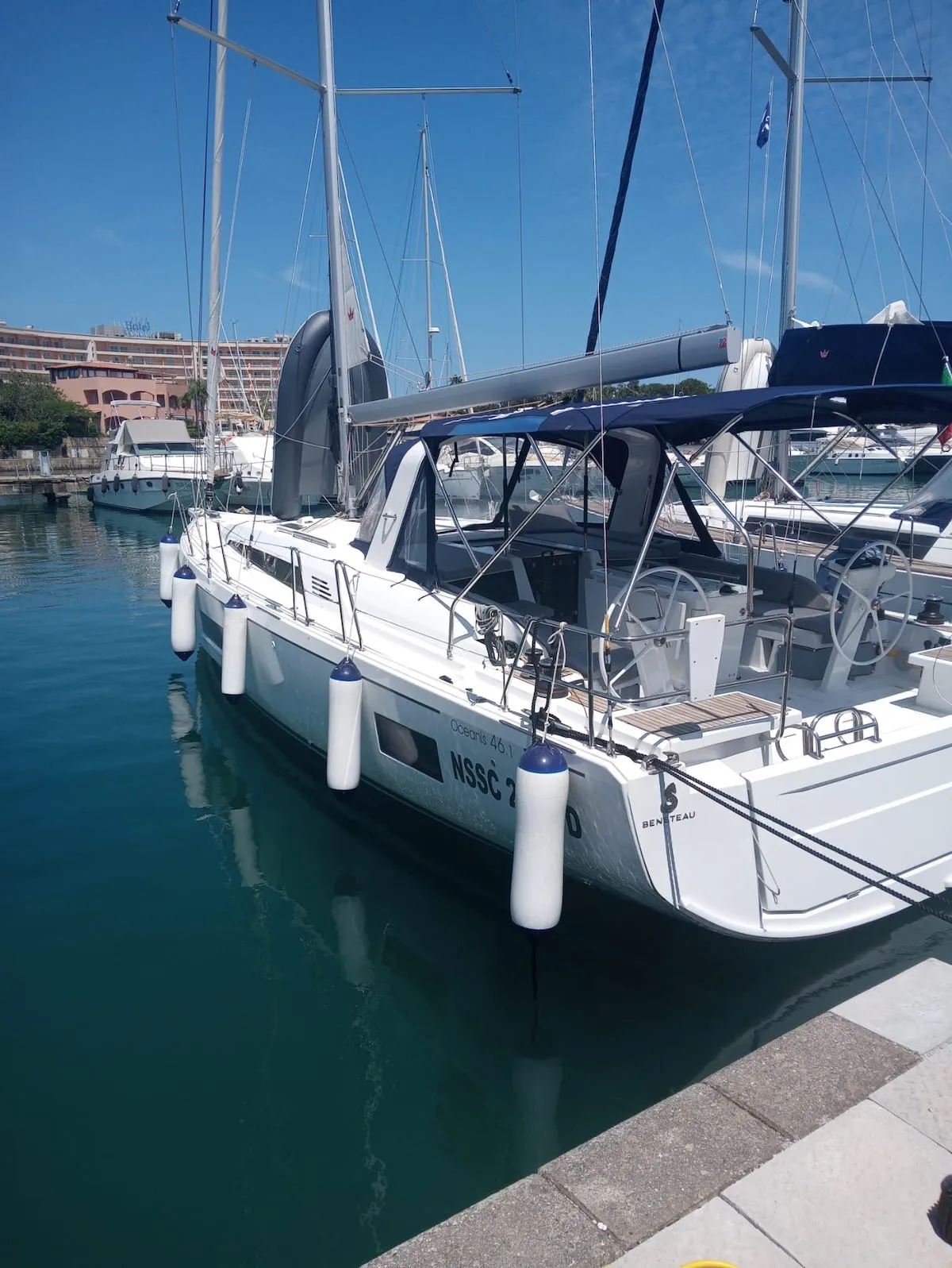 Oceanis 46.1 Skat — фотография яхты 18
