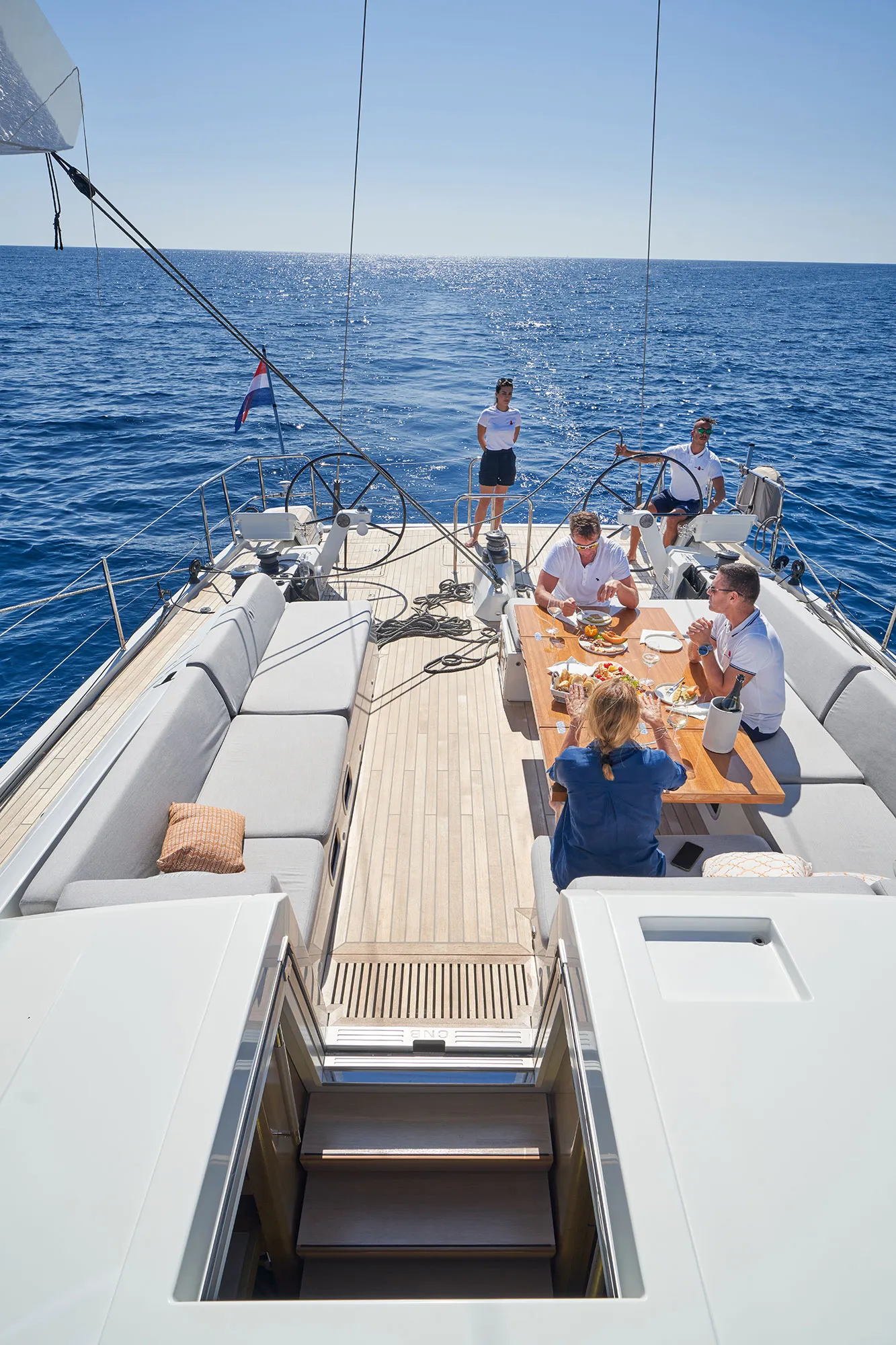 CNB 76 AENEA — yacht photo 2