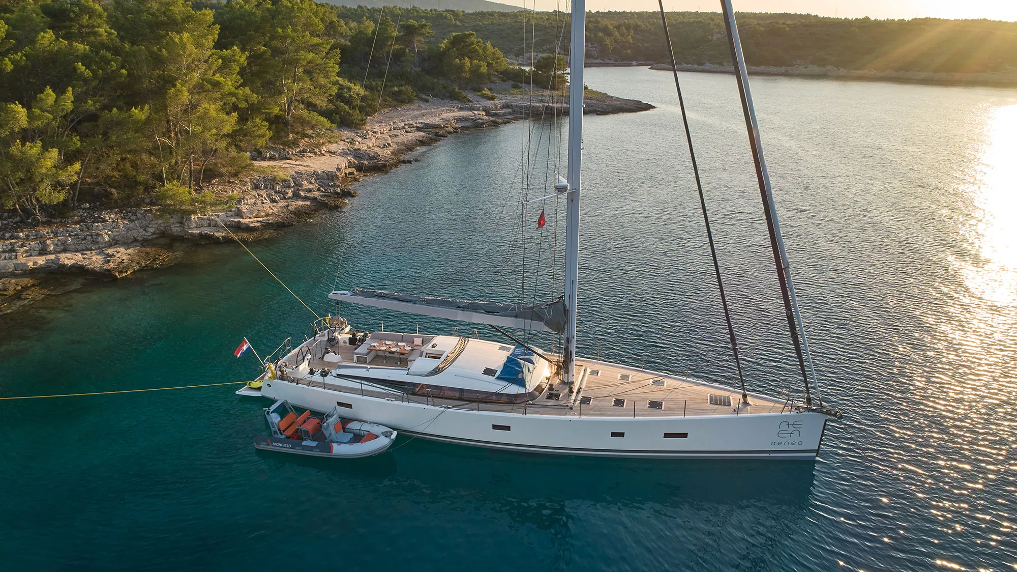 CNB 76 AENEA — yacht photo 15