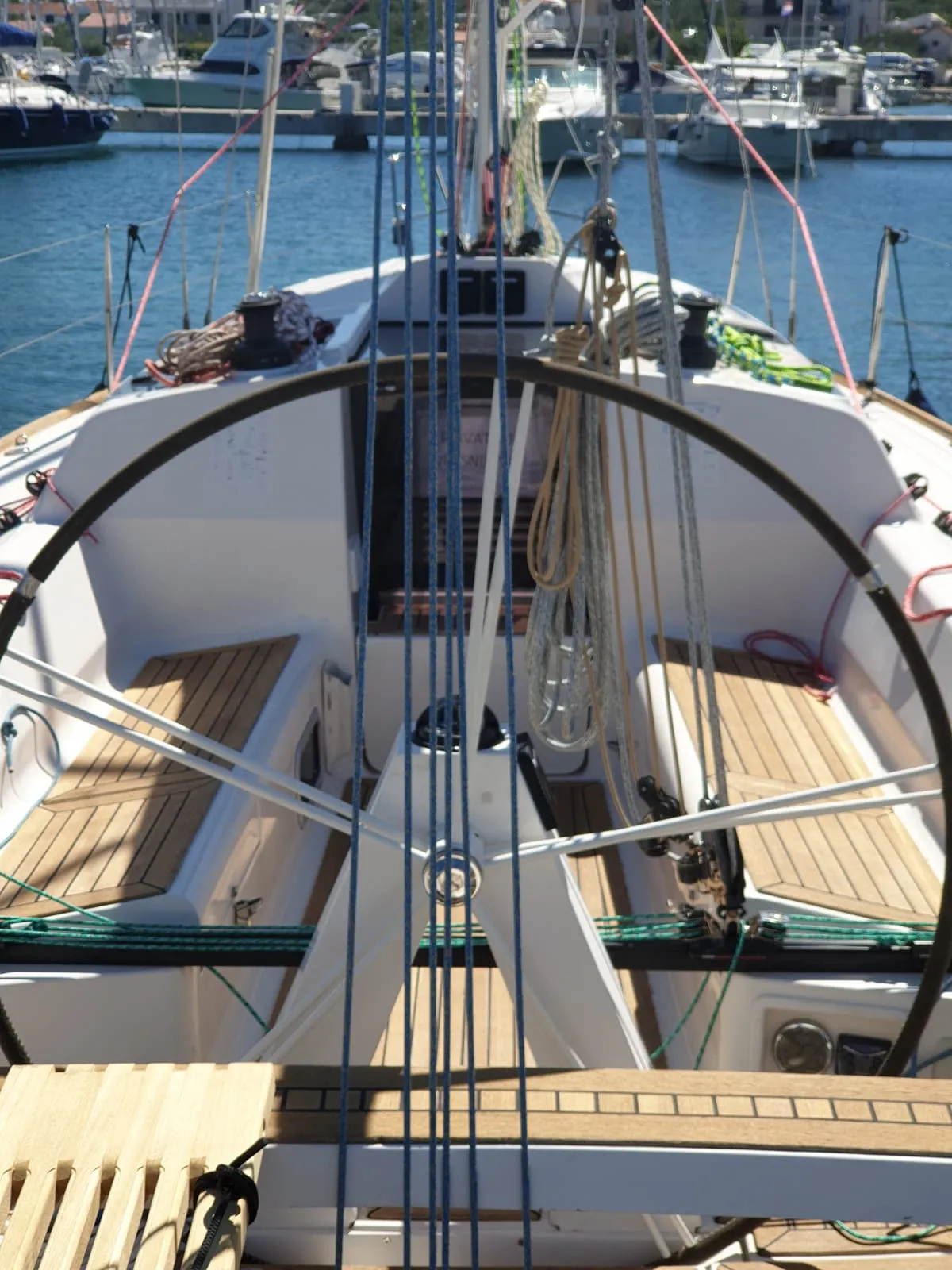 Elan 340 Miri — foto dello yacht n. 11