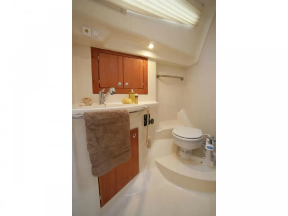 Elan 340 Miri — foto dello yacht n. 3