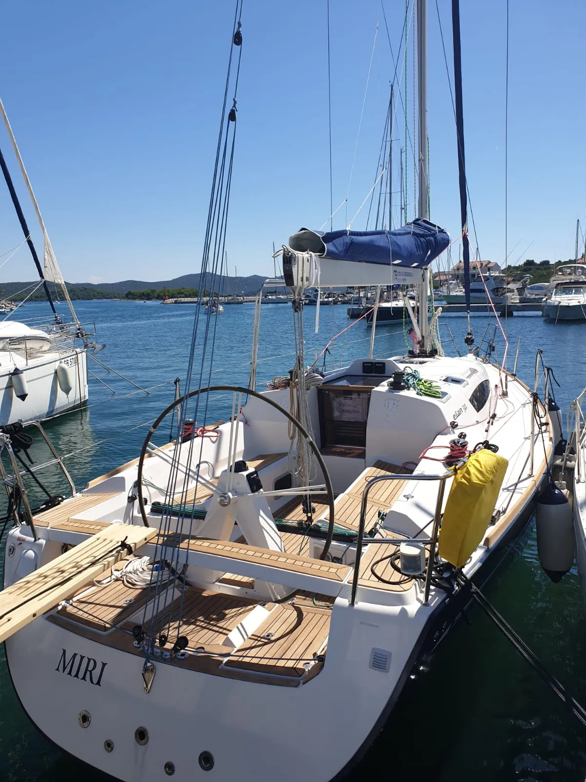 Elan 340 Miri — foto dello yacht n. 13