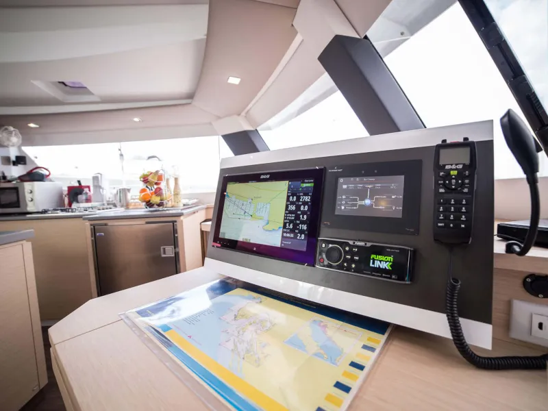 Saba 50 Princess Aphrodite — foto dello yacht n. 2