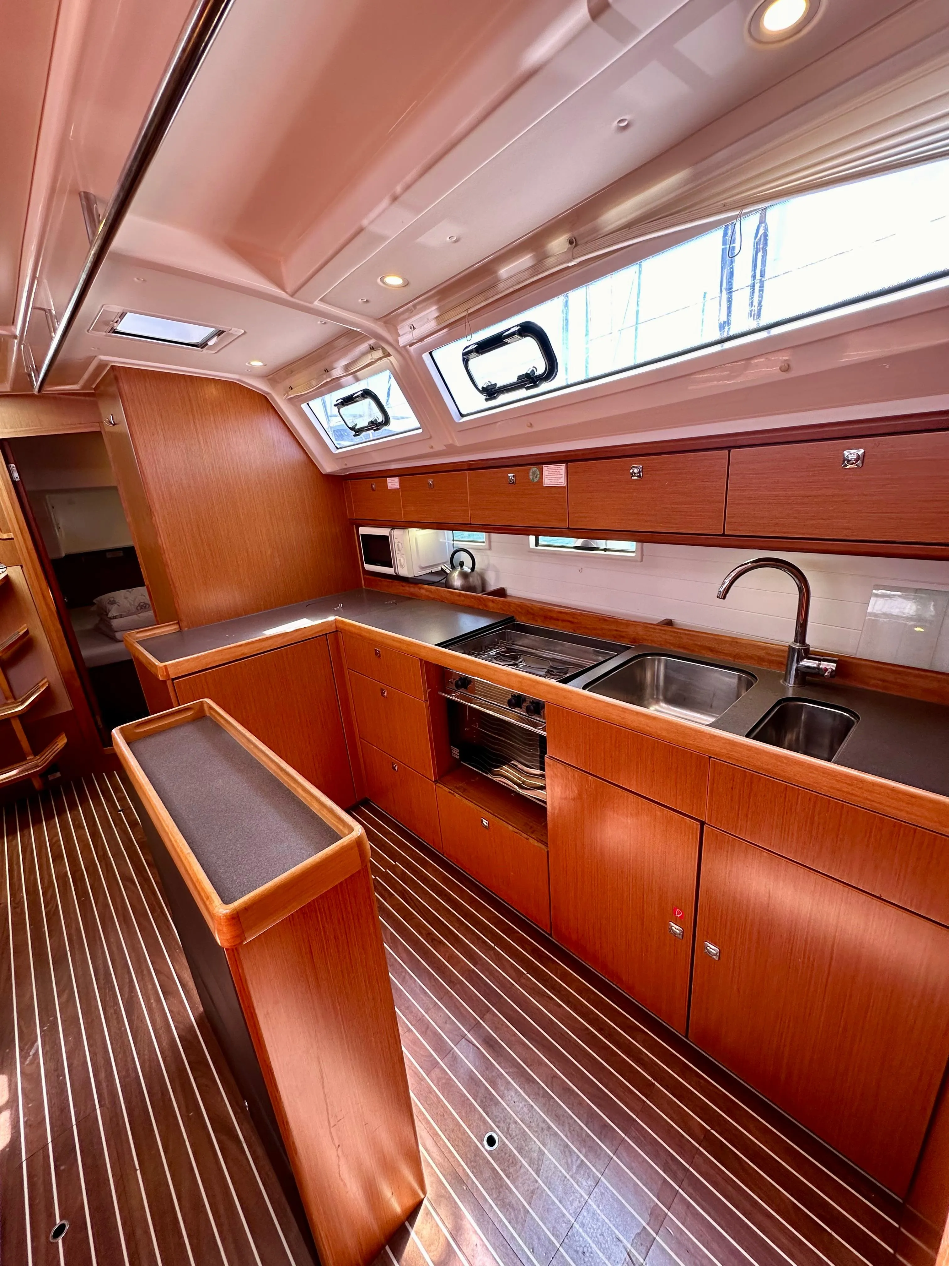 Bavaria Cruiser 46 Sestrica — фотография яхты 4