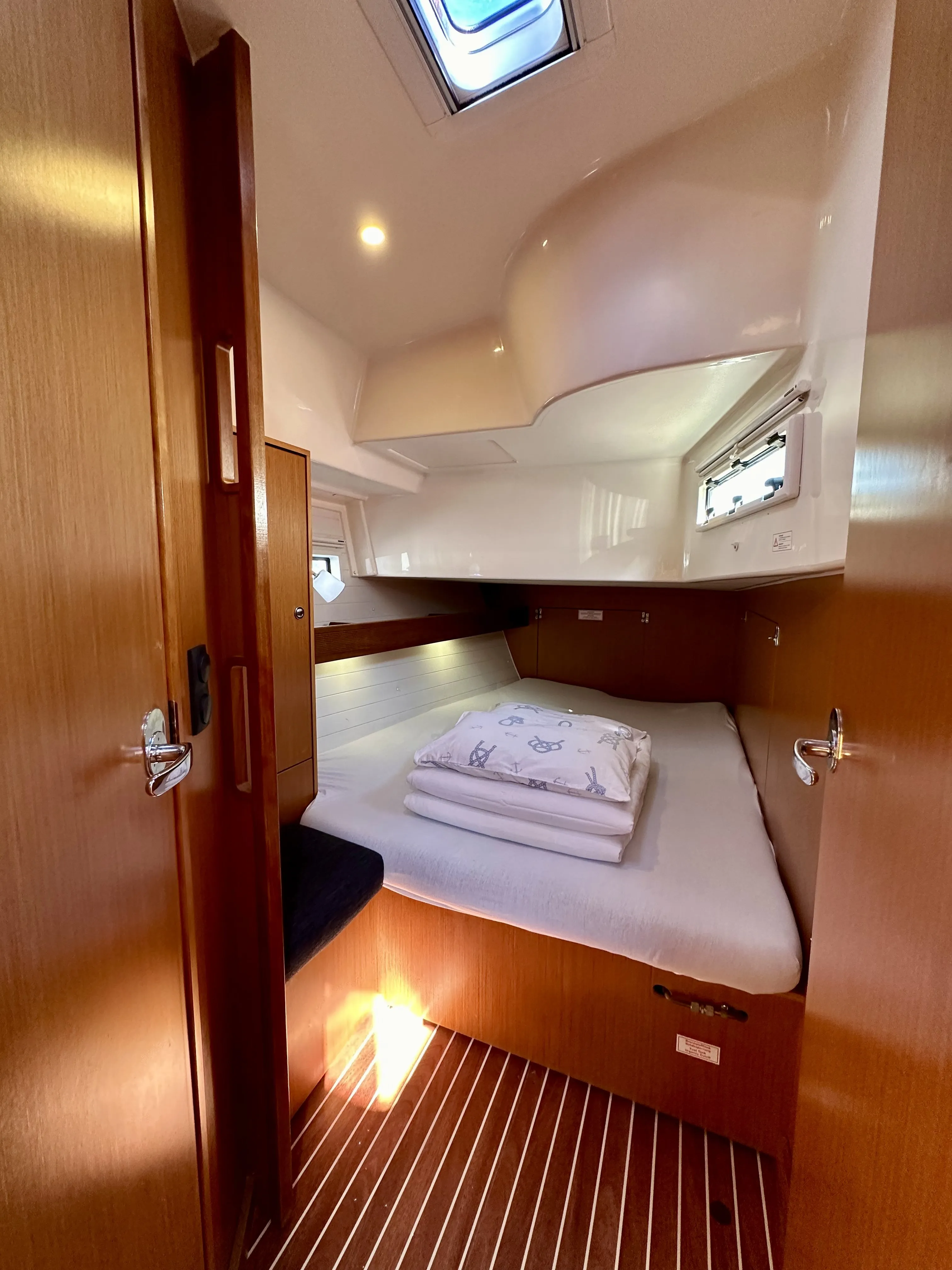 Bavaria Cruiser 45 Lavsa — фотография яхты 7