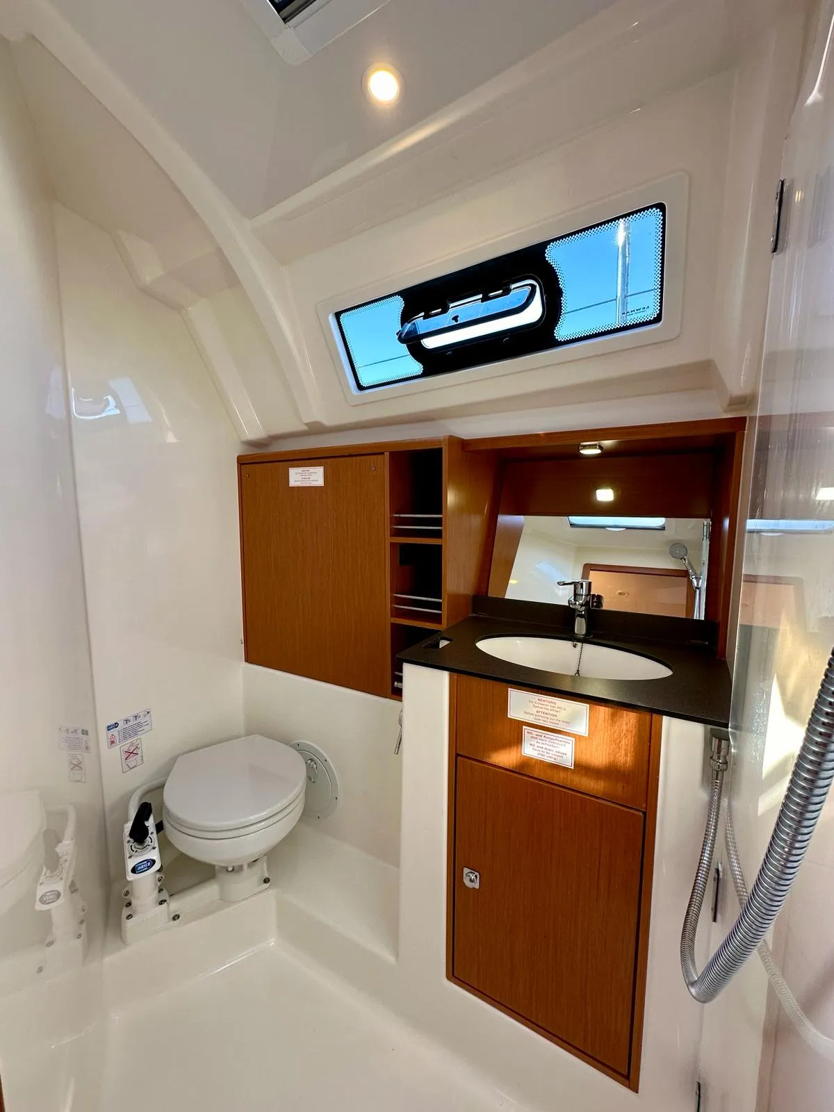 Bavaria Cruiser 41 Pearl — снимка на яхтата 2