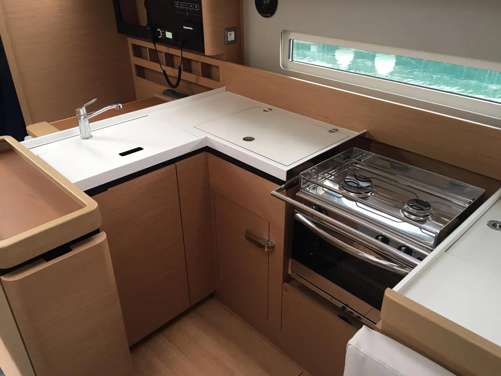 Sun Odyssey 410 Intrepida — yacht photo 9