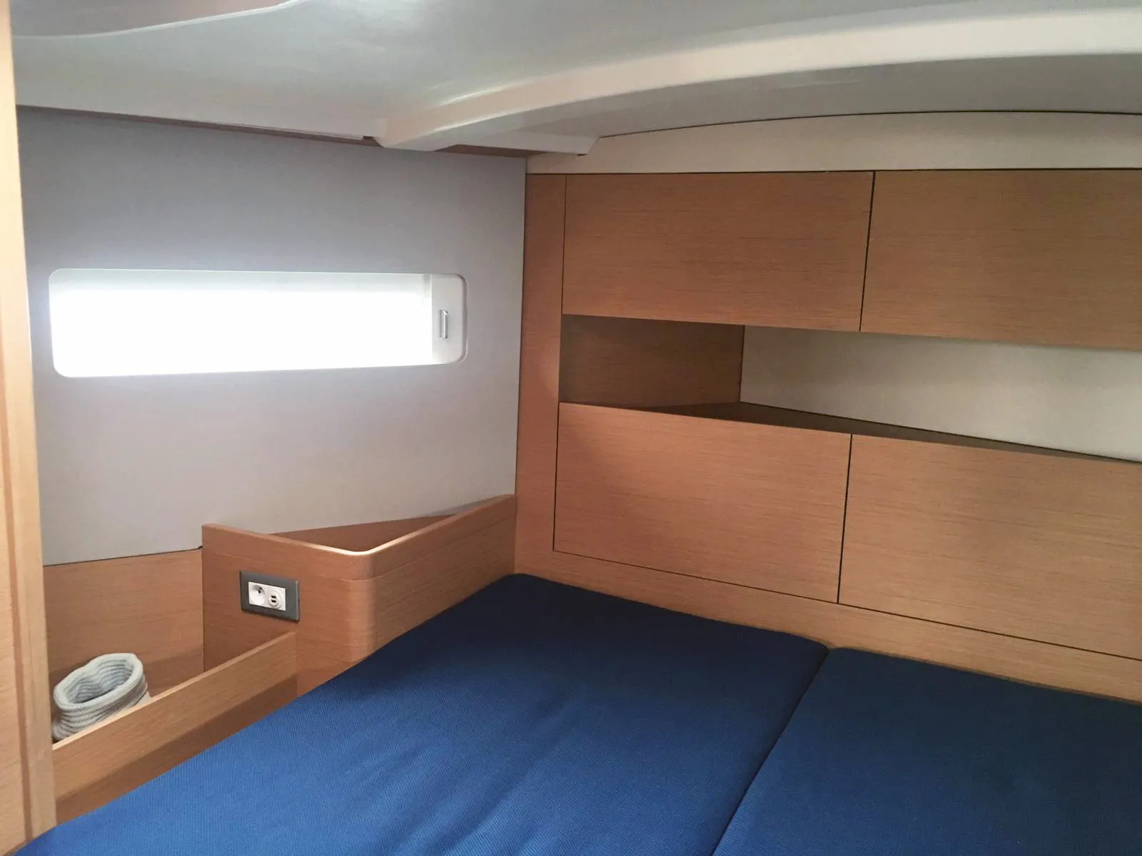 Sun Odyssey 410 Intrepida — yacht photo 17