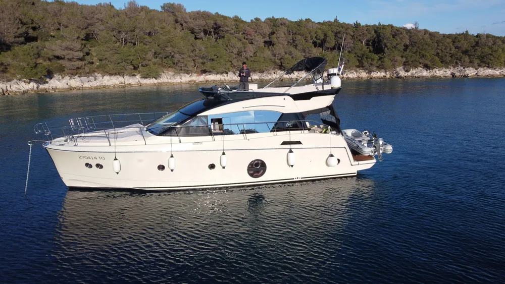 Monte Carlo 5 Sundowner — yacht photo 24