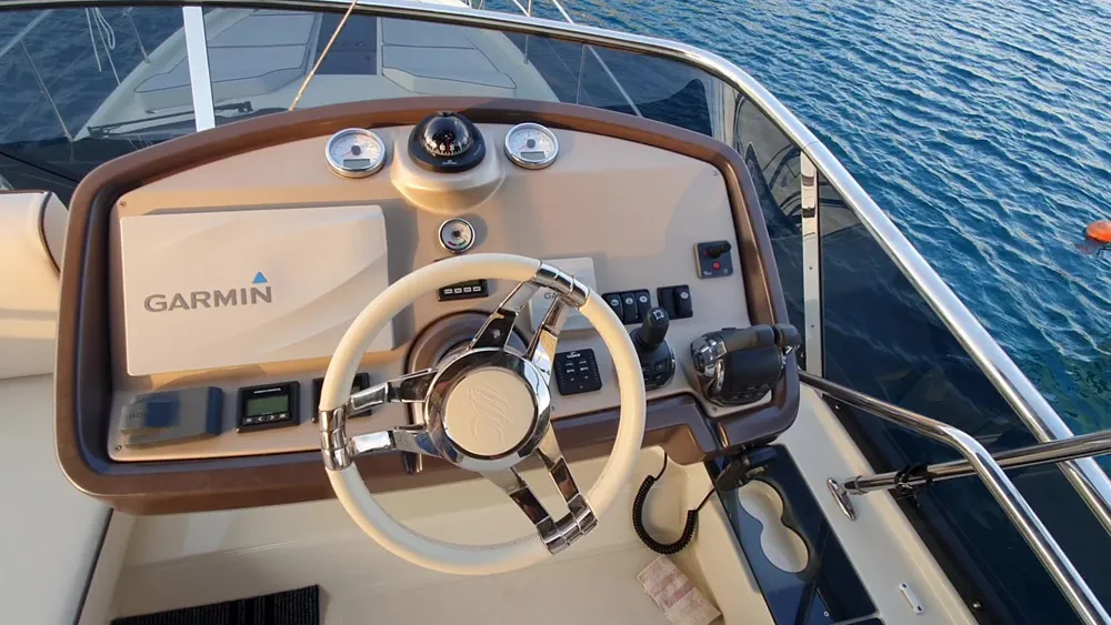 Monte Carlo 5 Sundowner — yacht photo 50
