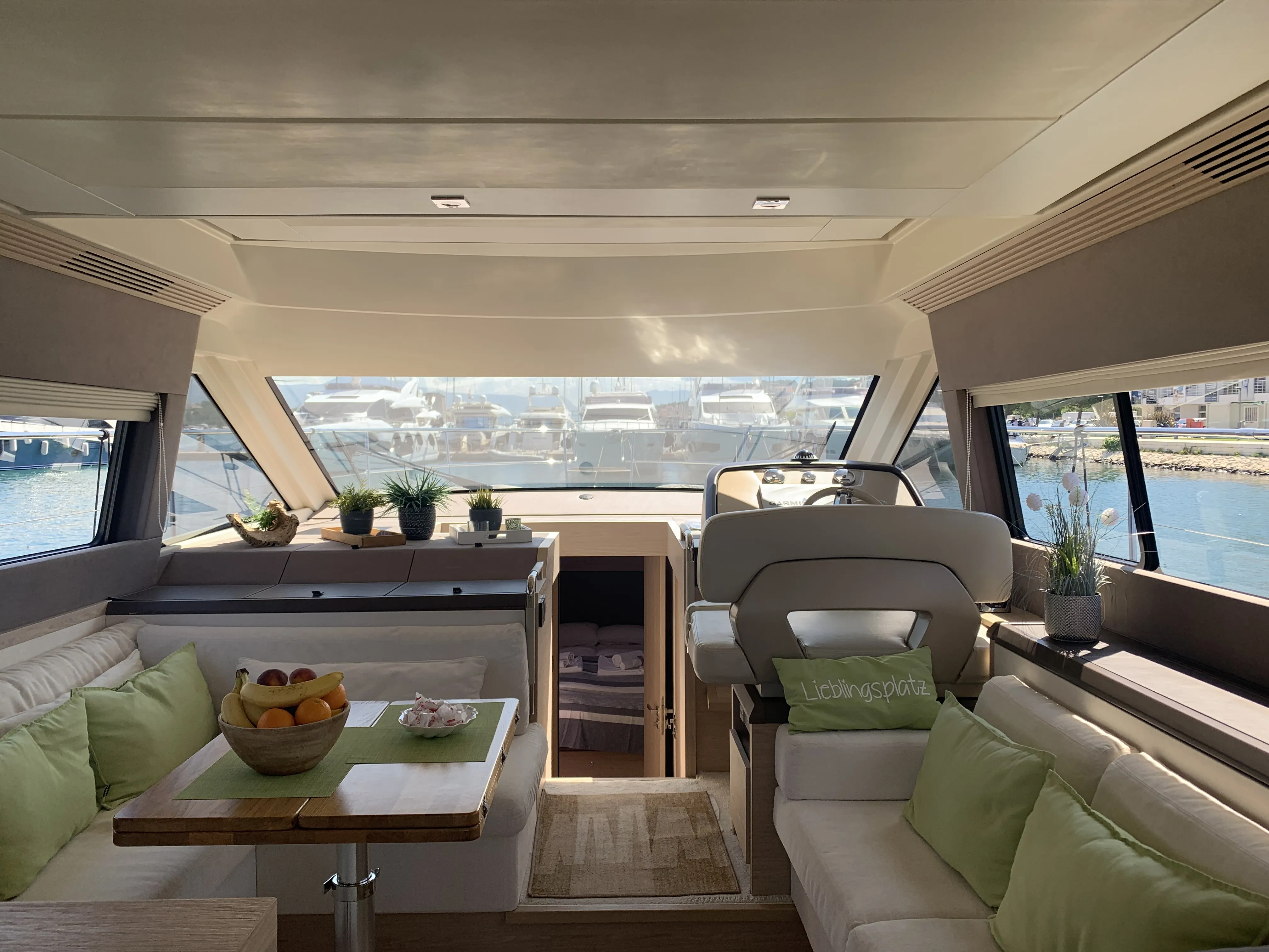 Monte Carlo 5 Sundowner — yacht photo 36