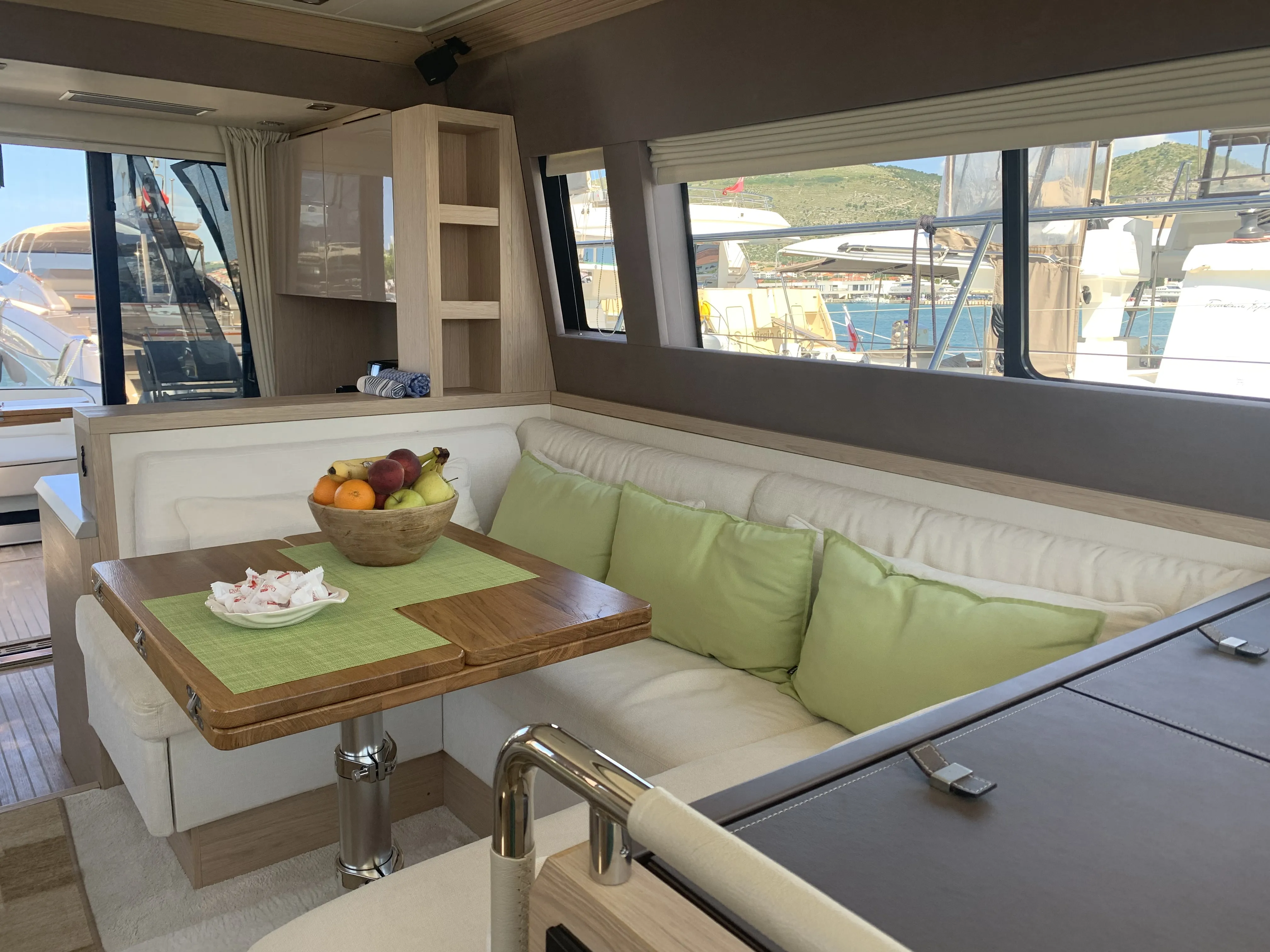 Monte Carlo 5 Sundowner — yacht photo 53
