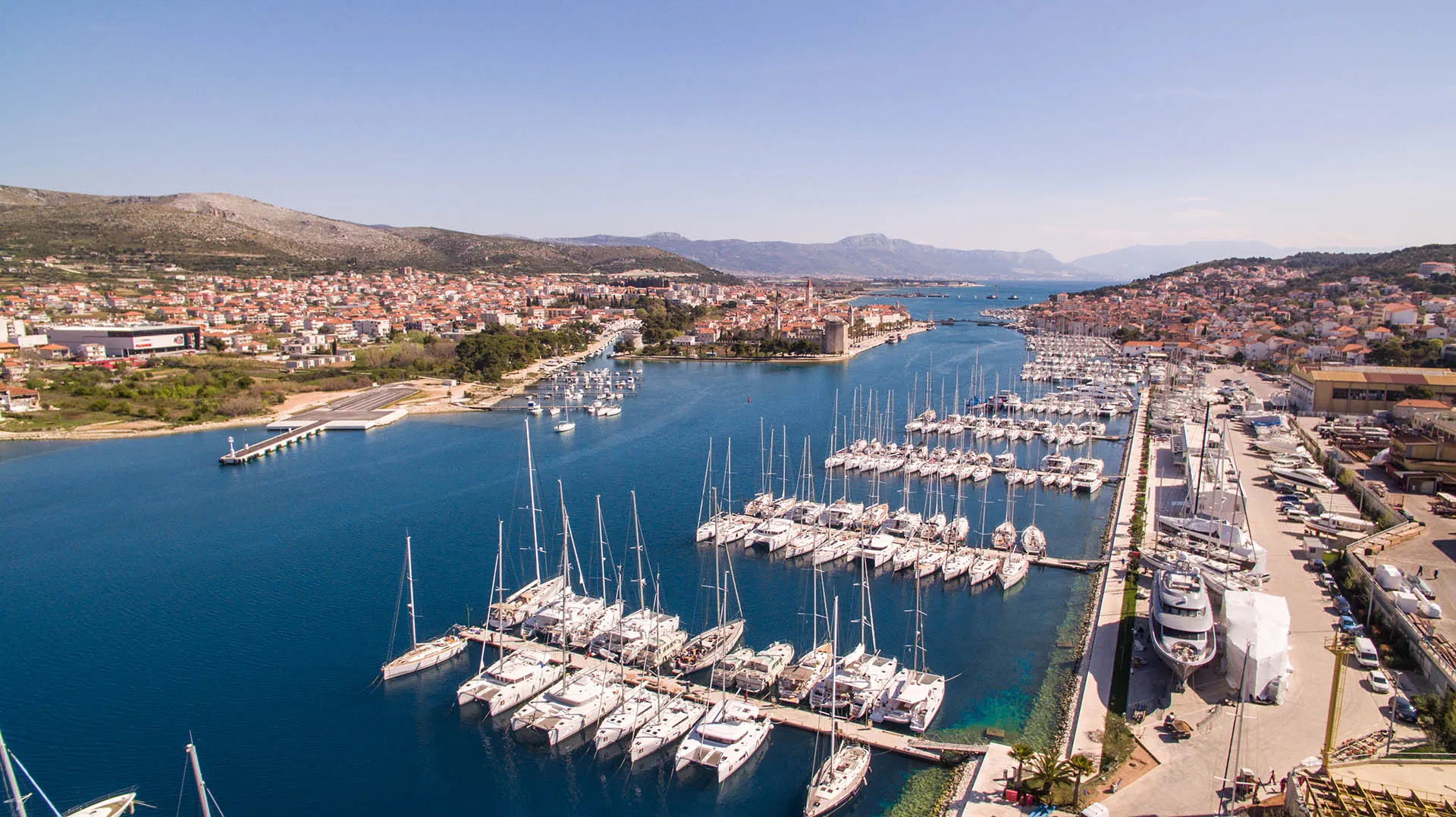 Monte Carlo 5 Sundowner — yacht photo 38
