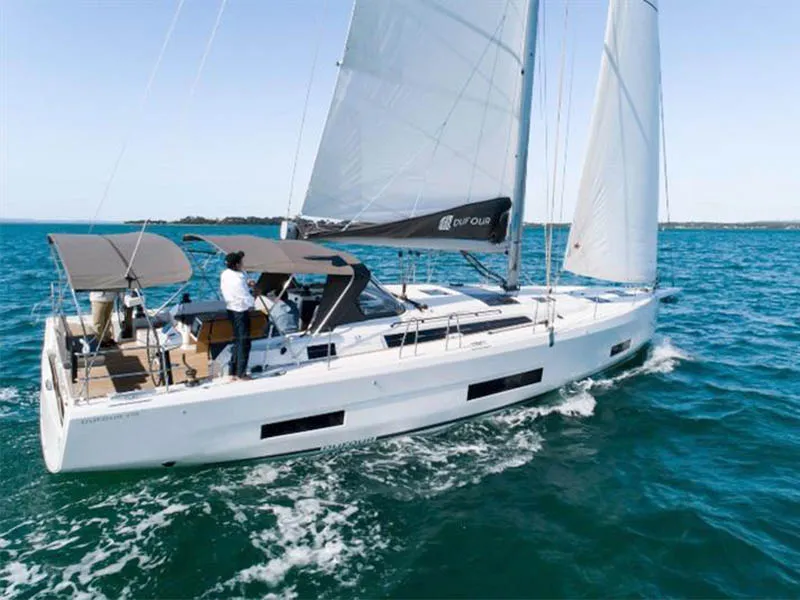 Dufour 470 Avanti — yacht photo 1