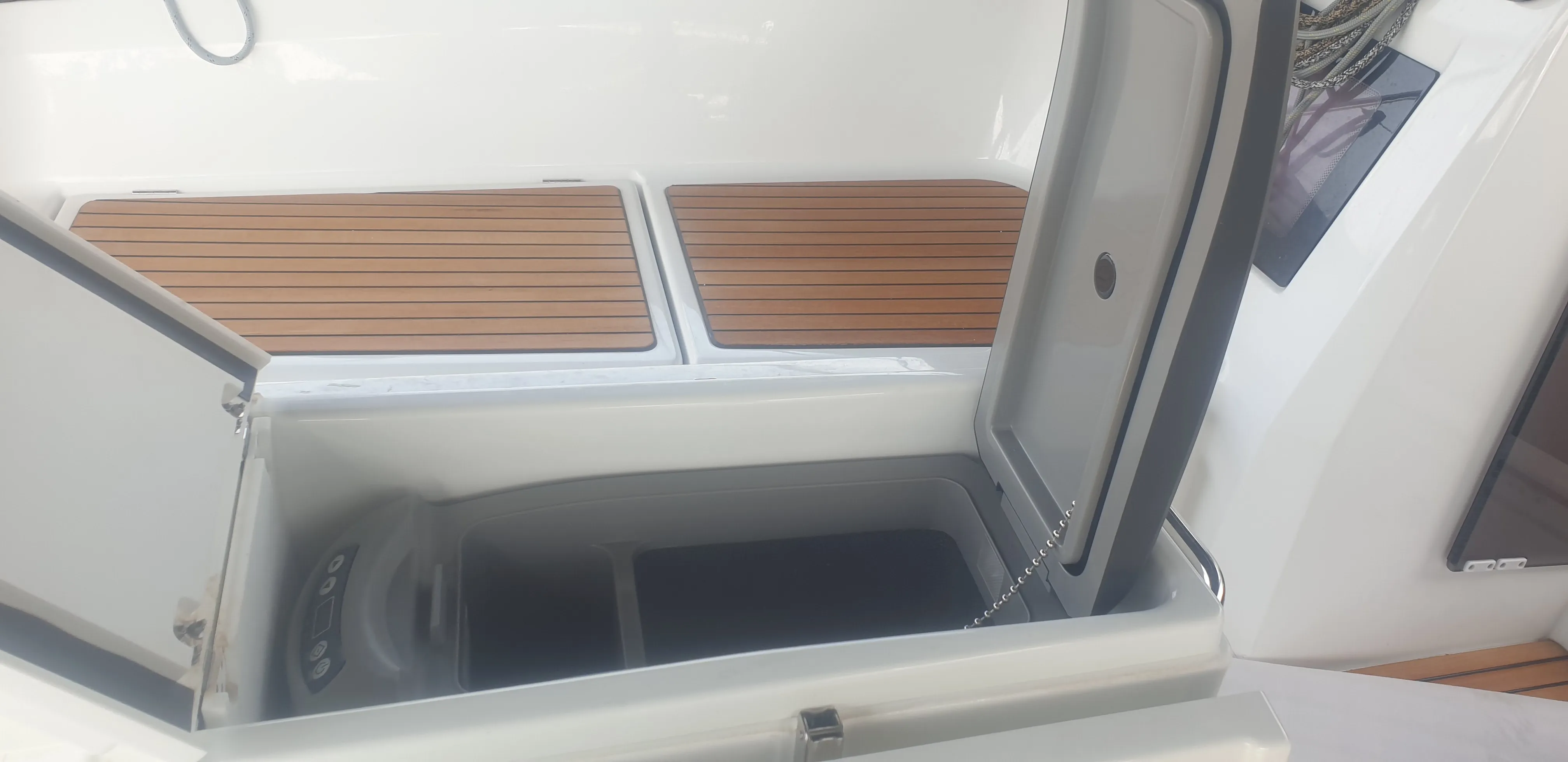 Sun Odyssey 410 The song is you — yacht photo 16