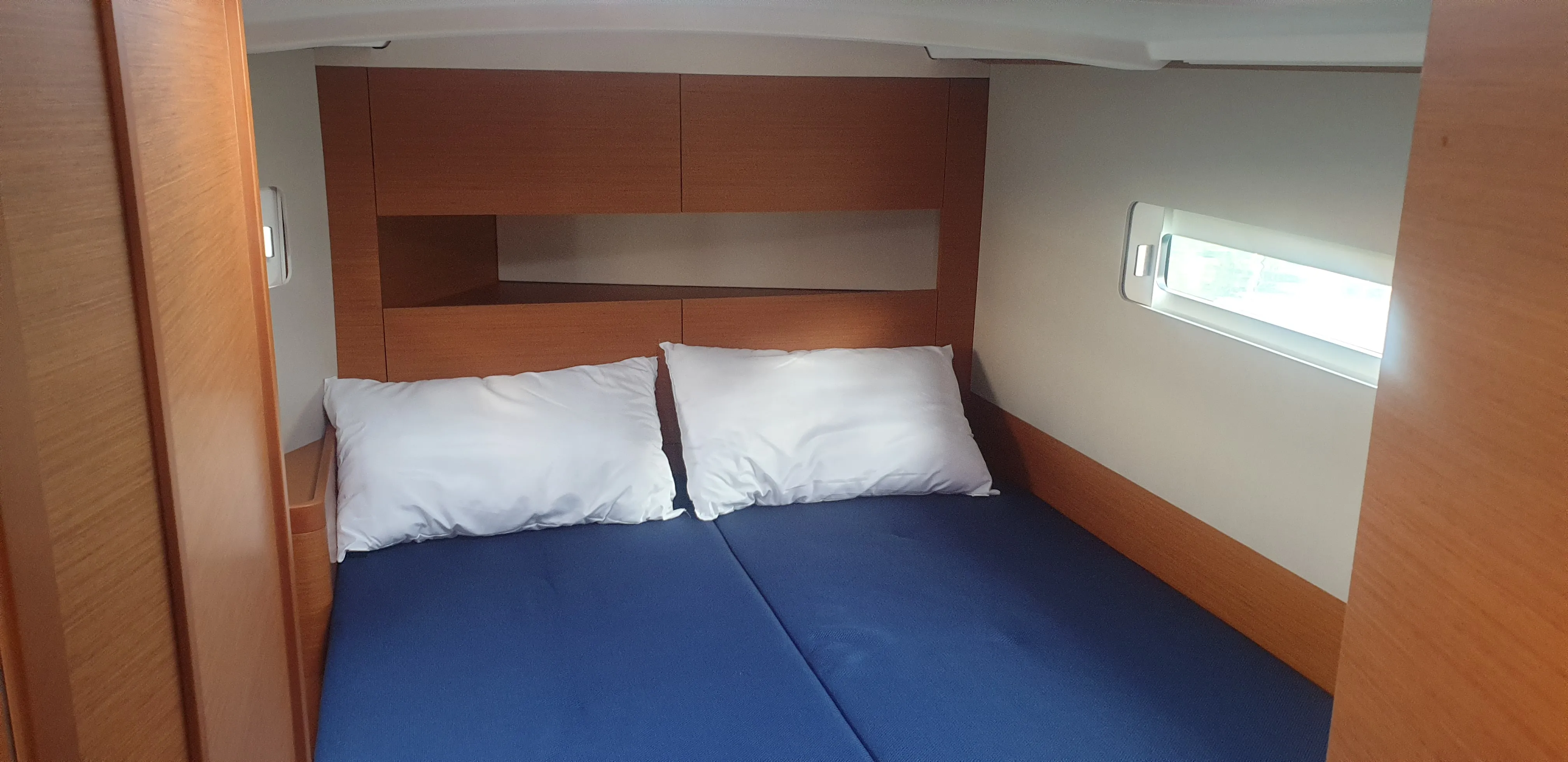 Sun Odyssey 410 The song is you — yacht photo 5