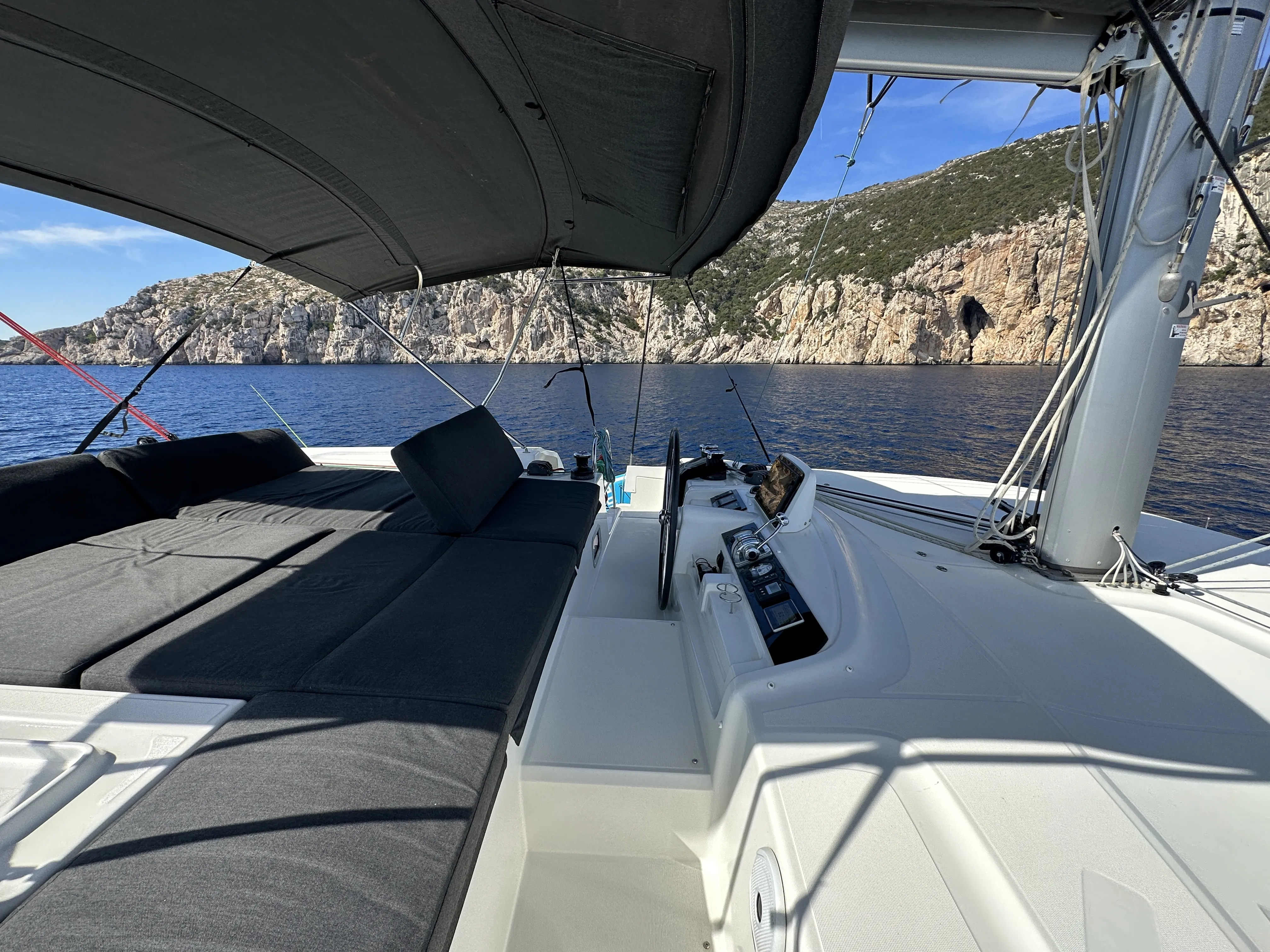 Lagoon 46 Sella III — yacht photo 2