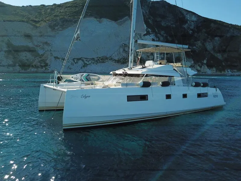 Nautitech 46 Fly Calypso — yacht photo 2